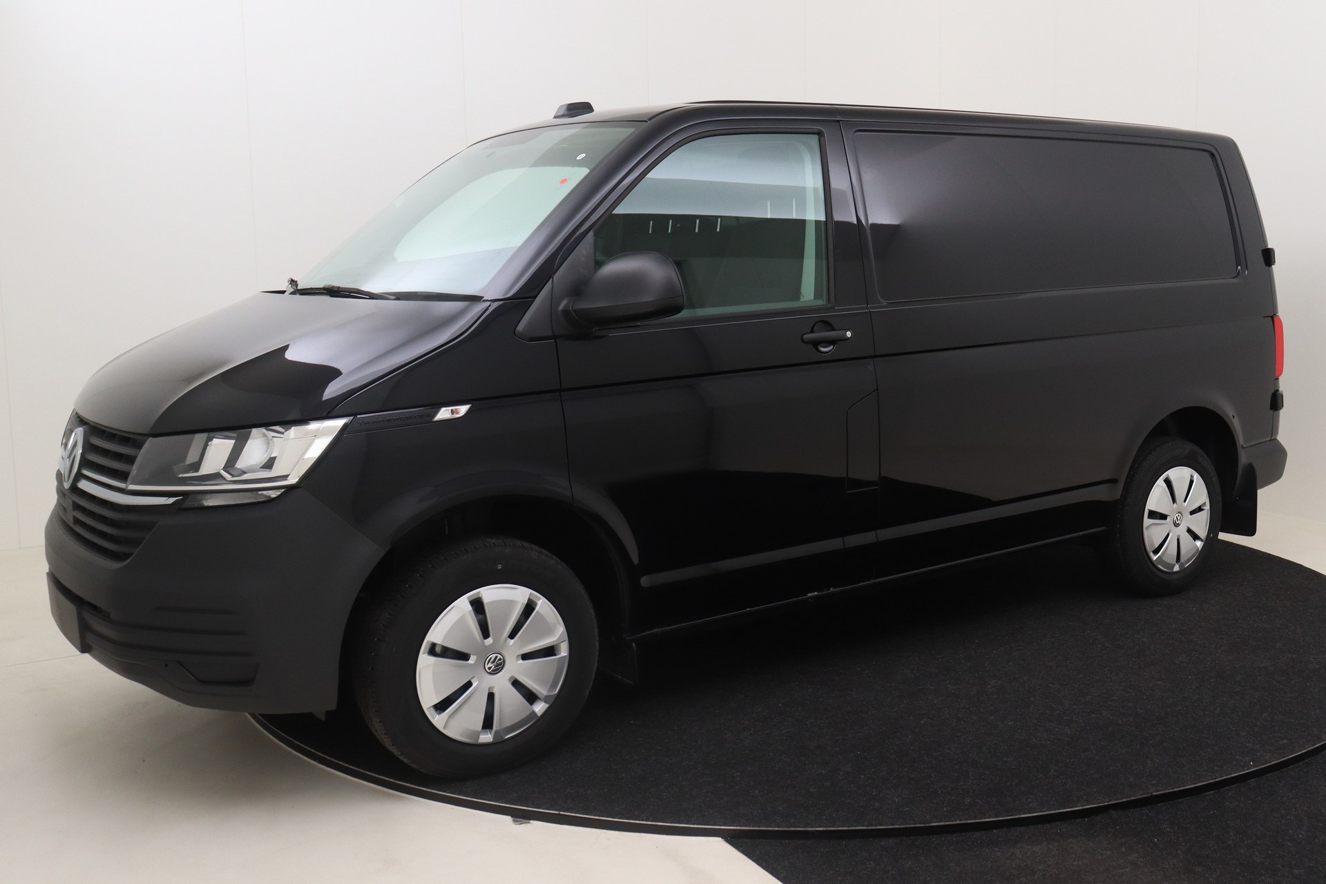 VOLKSWAGEN T6 Transporter   2.0 TDI 110ch 5M Van SWB