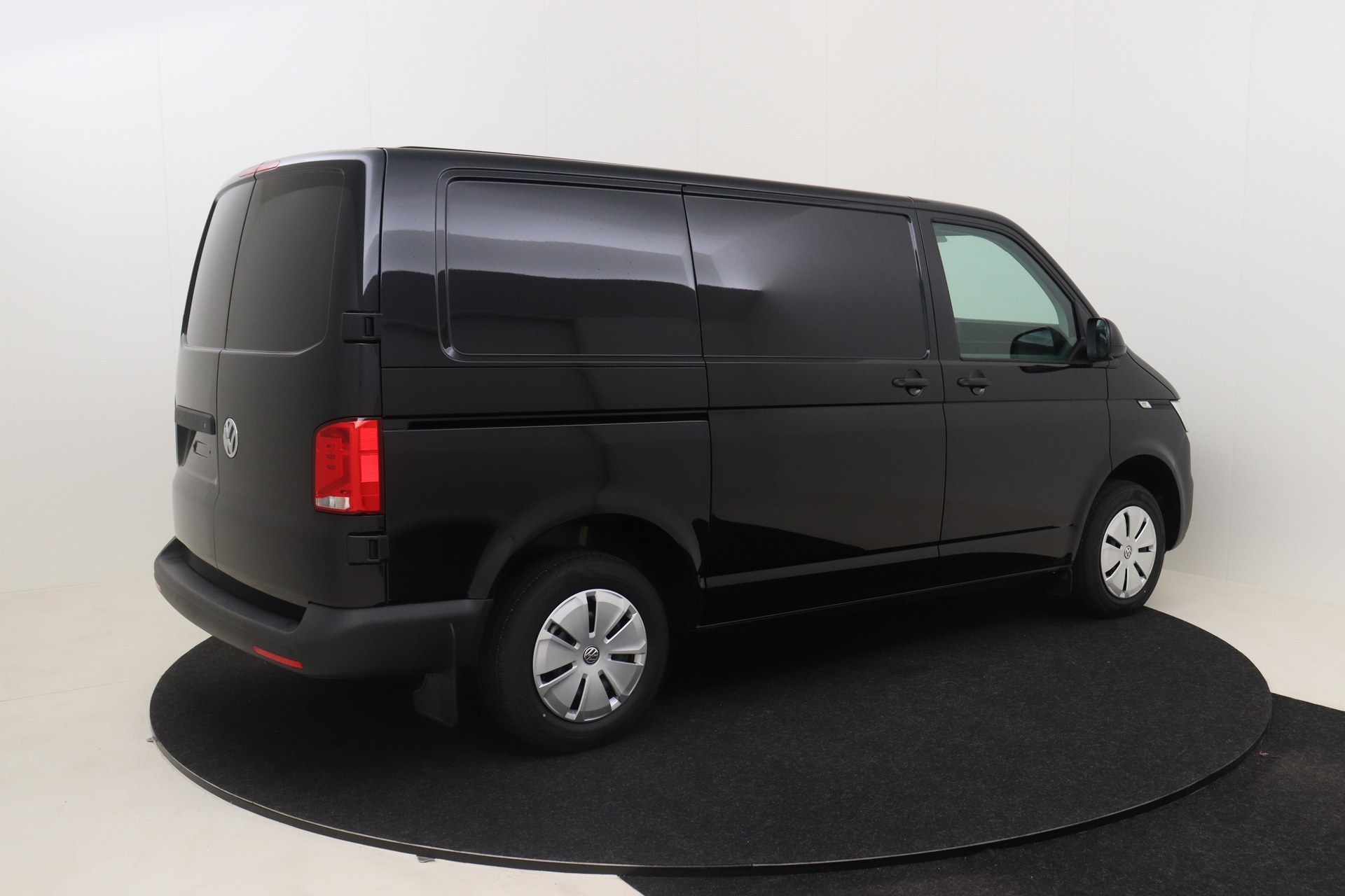 VOLKSWAGEN T6 Transporter   2.0 TDI 110ch 5M Van SWB