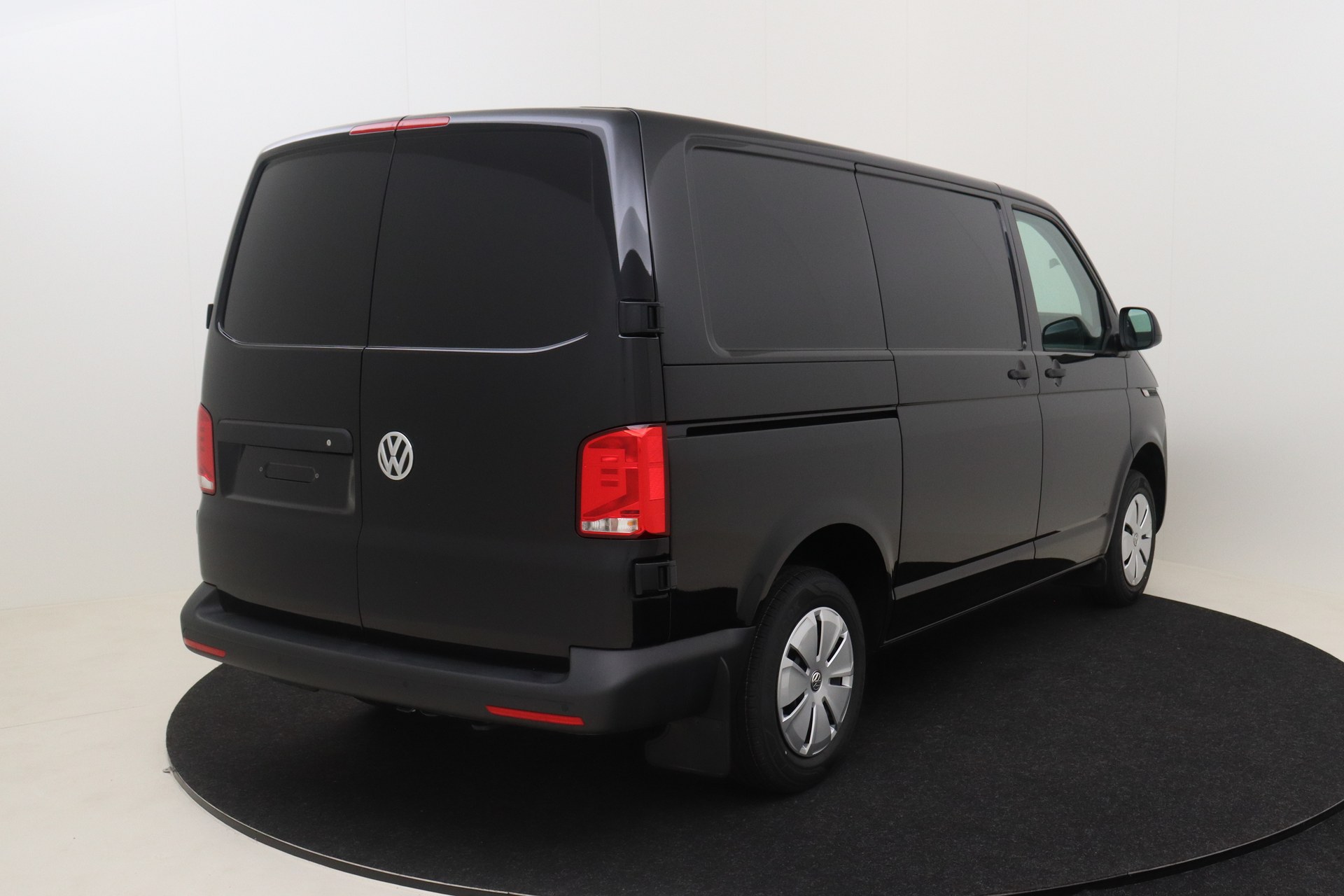 VOLKSWAGEN T6 Transporter   2.0 TDI 110ch 5M Van SWB