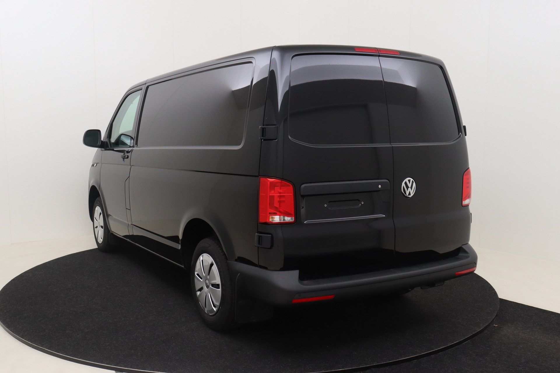 VOLKSWAGEN T6 Transporter   2.0 TDI 110ch 5M Van SWB