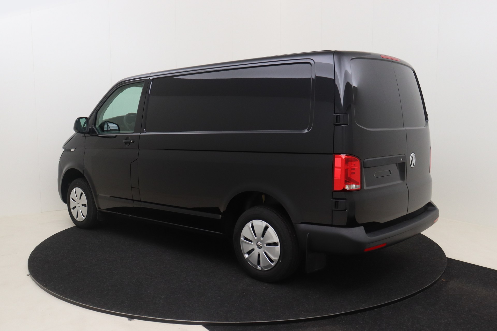 VOLKSWAGEN T6 Transporter   2.0 TDI 110ch 5M Van SWB