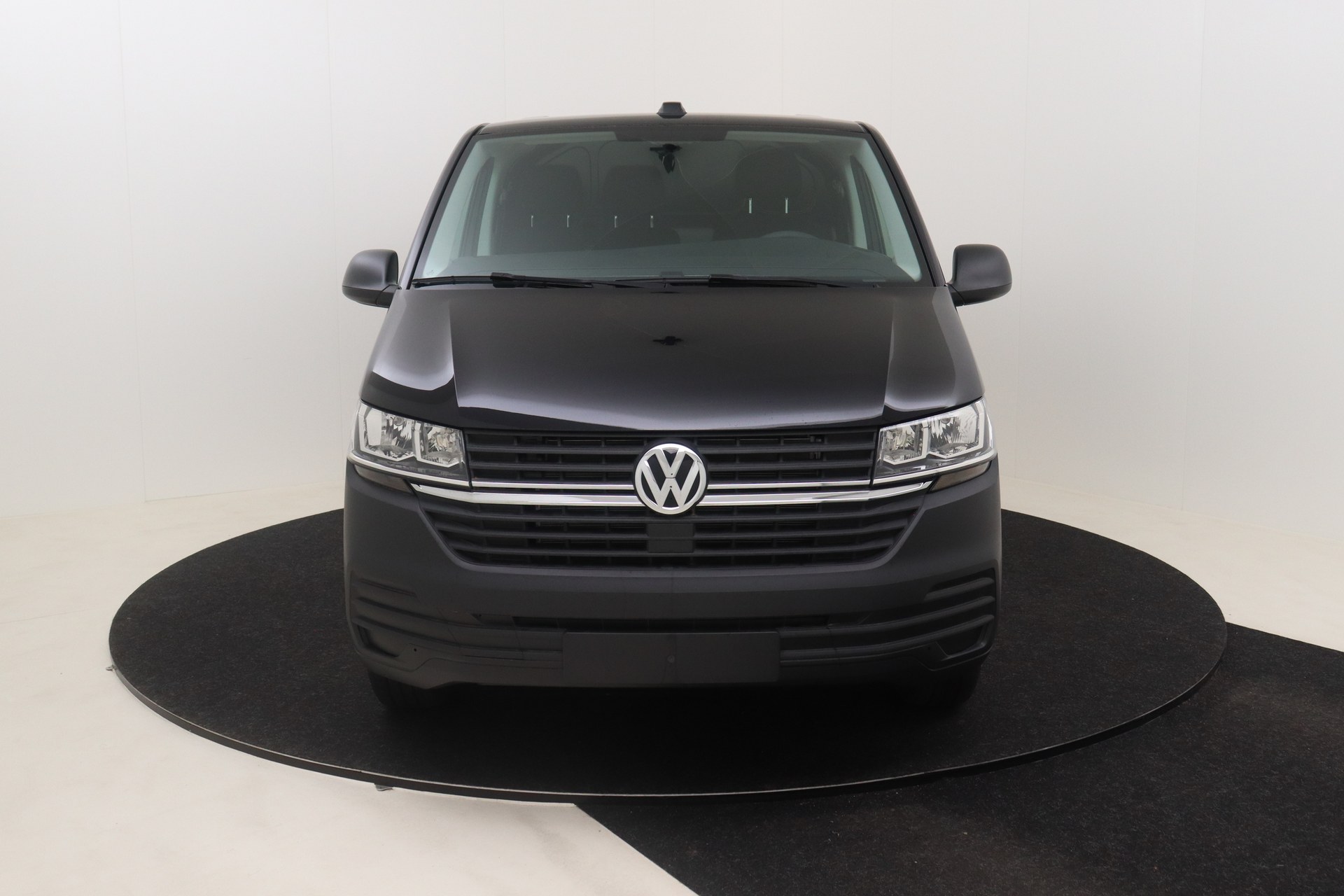 VOLKSWAGEN T6 Transporter   2.0 TDI 110ch 5M Van SWB