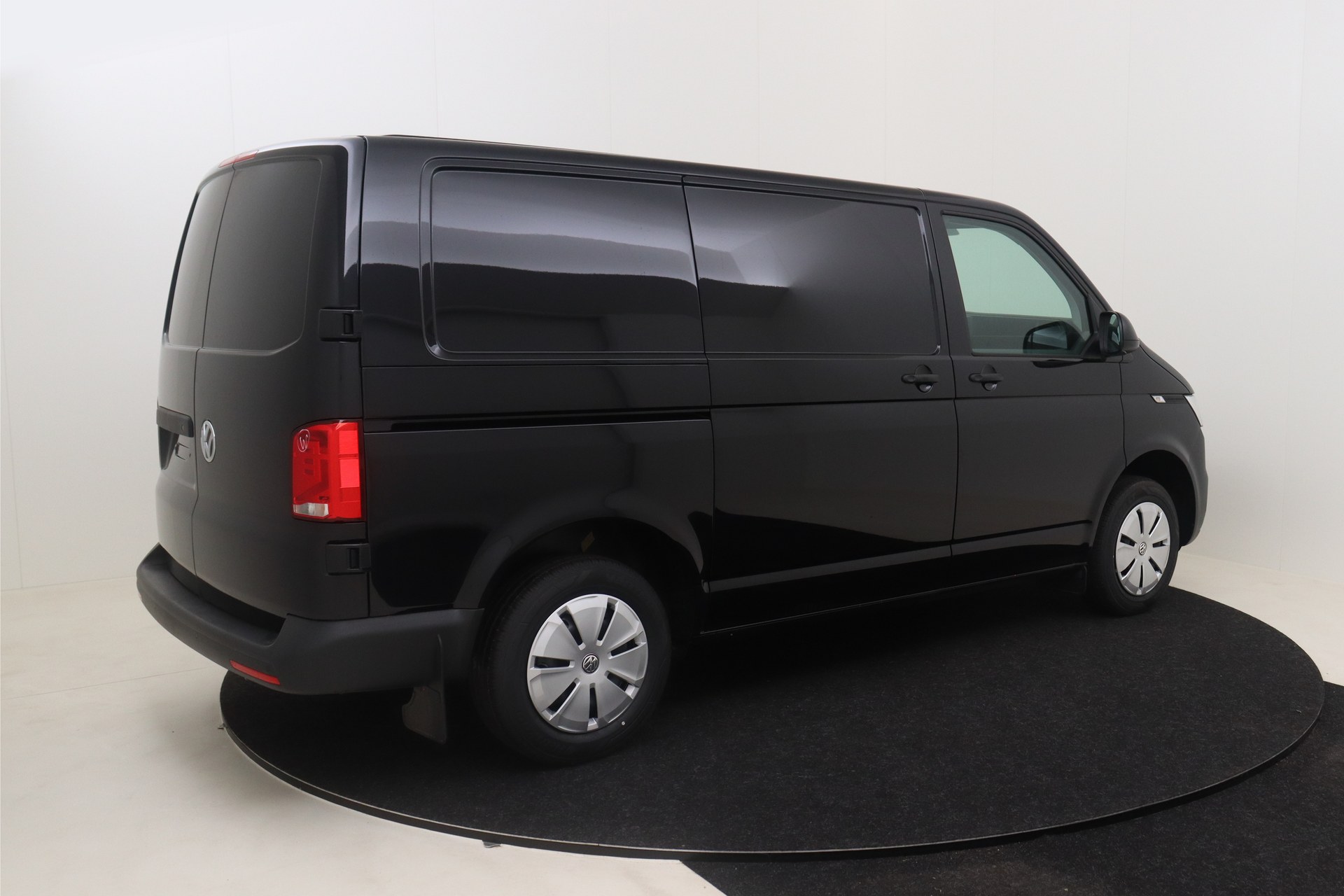 VOLKSWAGEN T6 Transporter   2.0 TDI 110ch 5M Van SWB