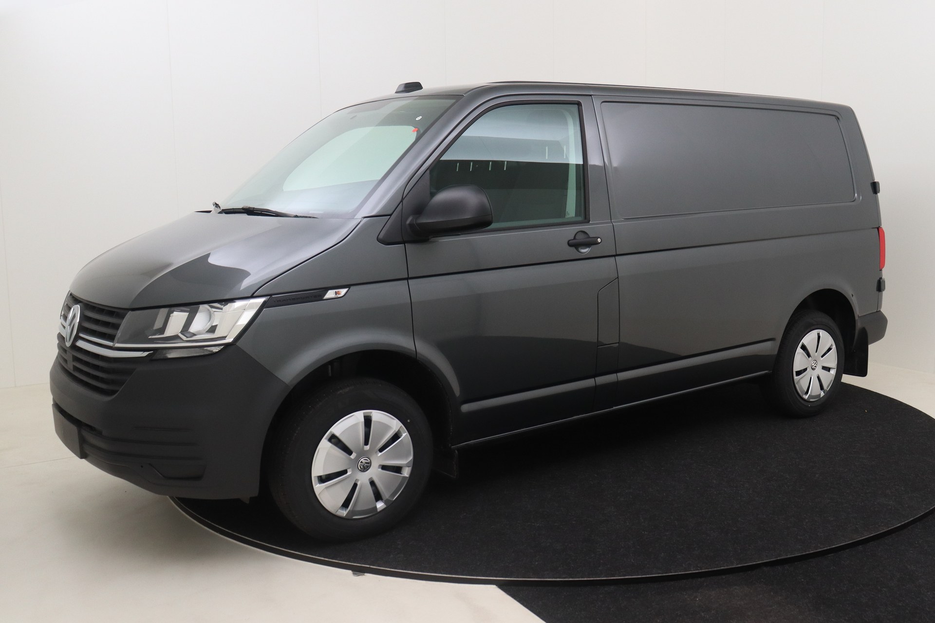 VOLKSWAGEN T6 Transporter   2.0 TDI 110ch 5M Van SWB