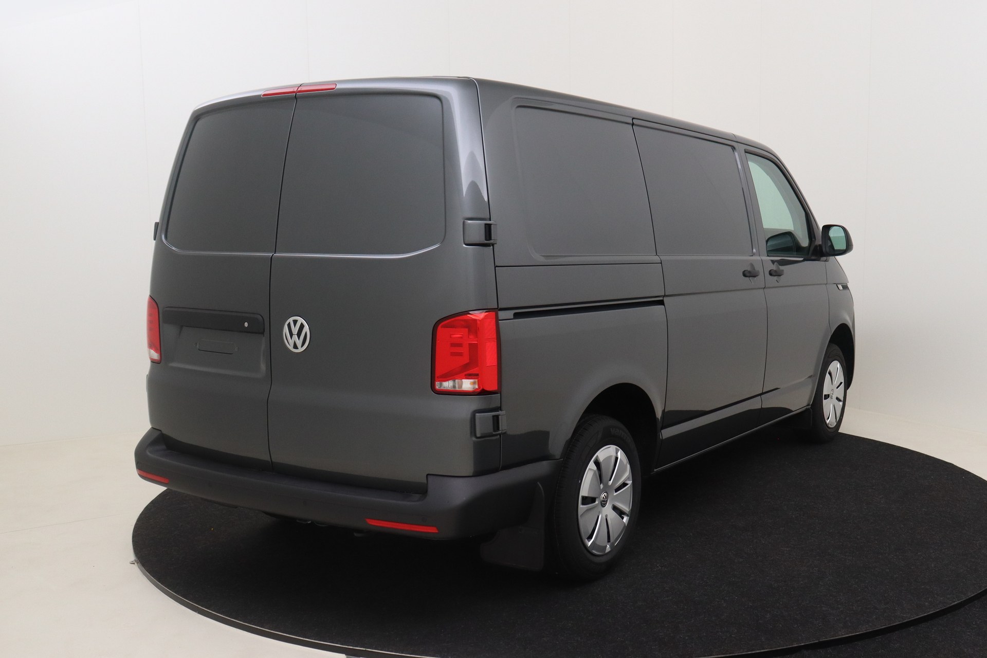 VOLKSWAGEN T6 Transporter   2.0 TDI 110ch 5M Van SWB