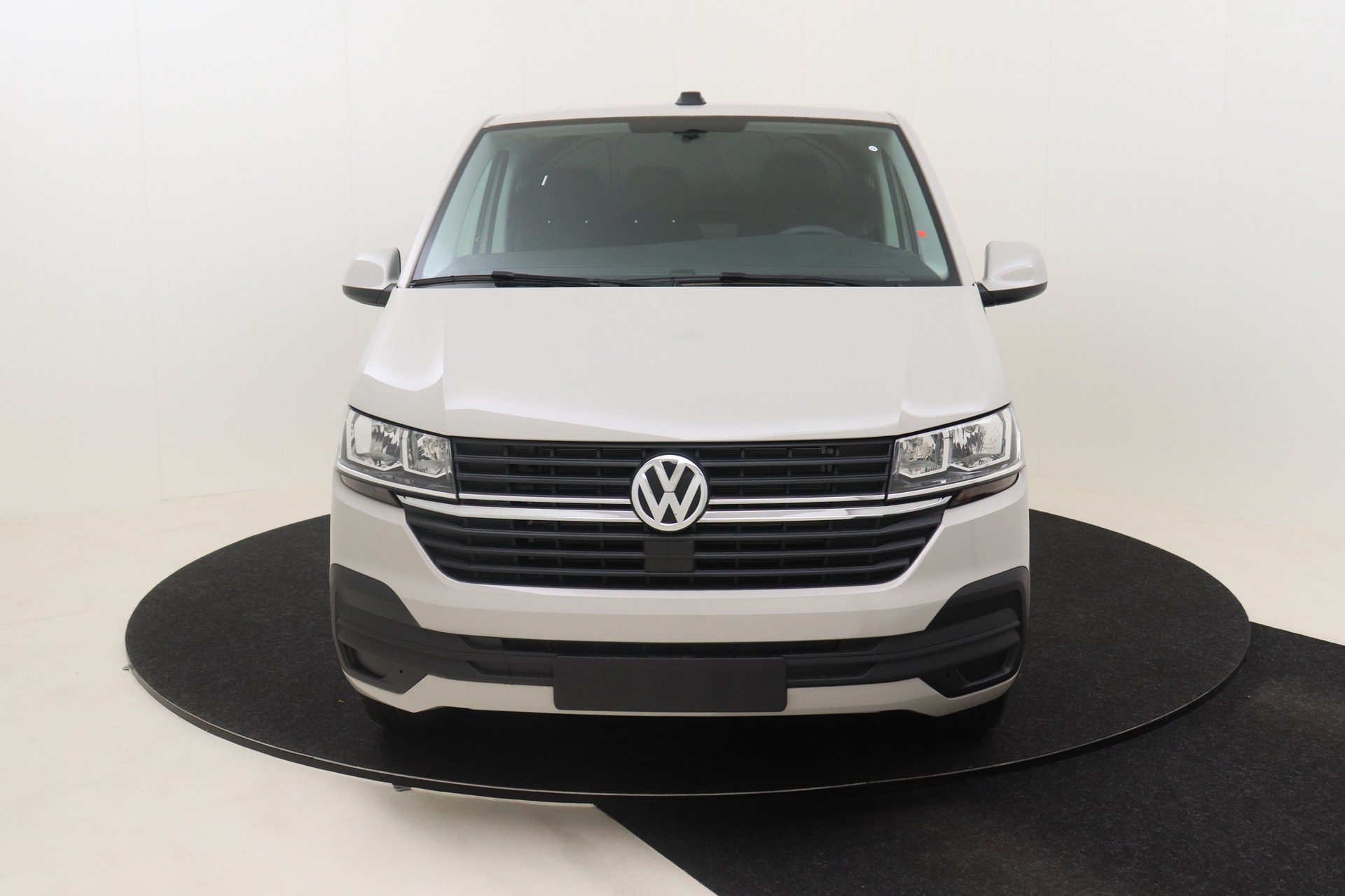 VOLKSWAGEN T6 Transporter   2.0 TDI 110ch 5M Van SWB