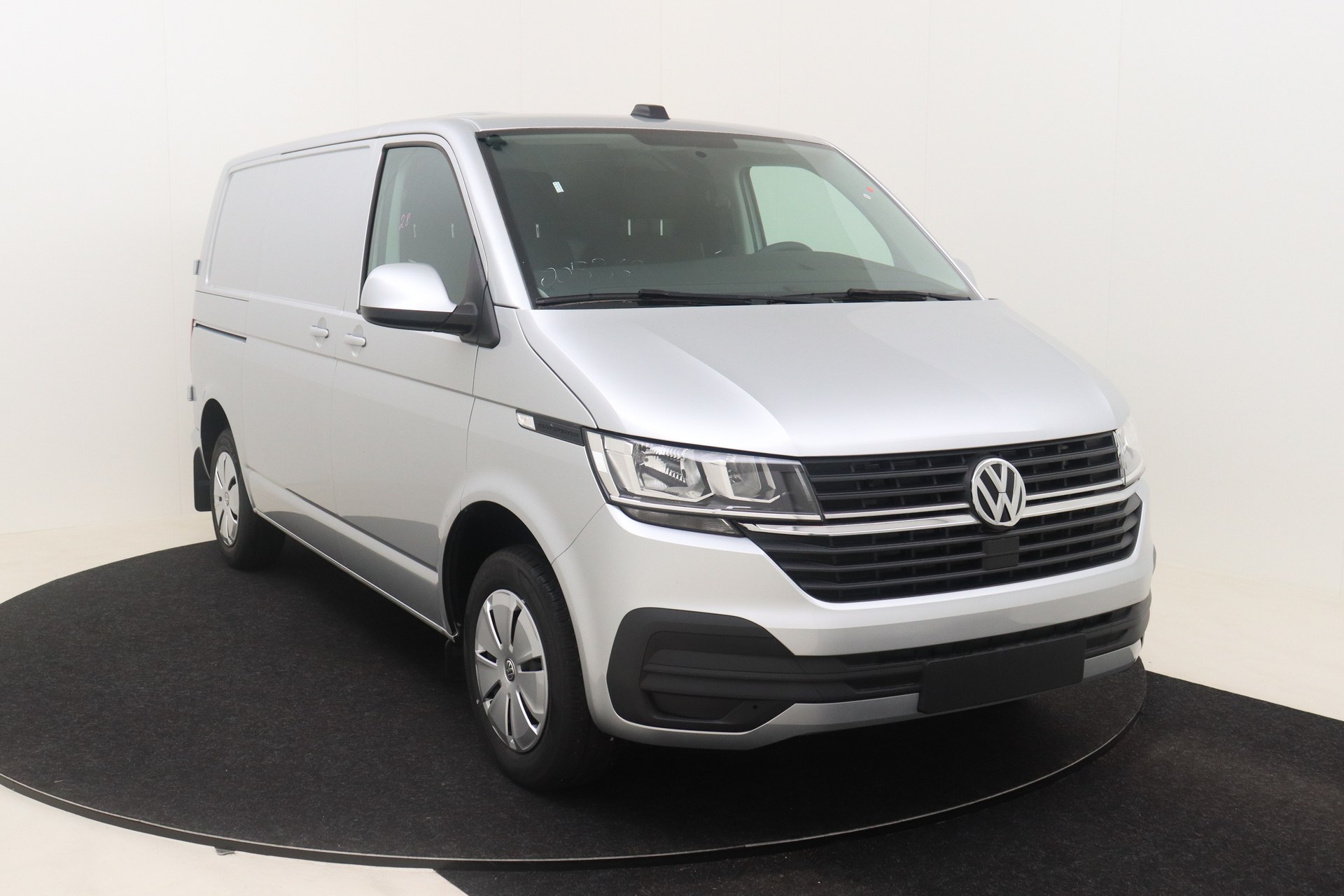 VOLKSWAGEN T6 Transporter   2.0 TDI EU6 150ch 6M Van SWB