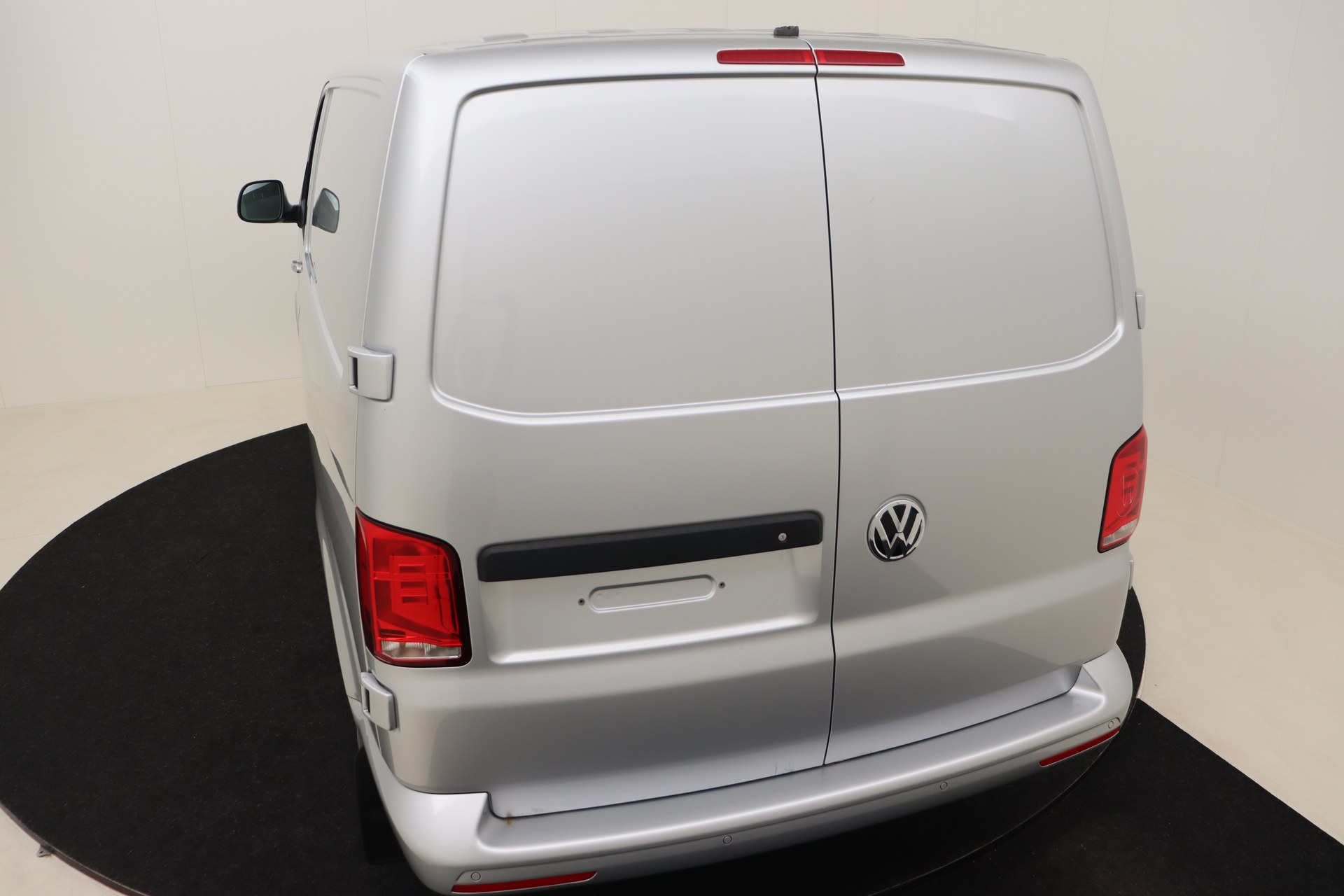 VOLKSWAGEN T6 Transporter   2.0 TDI EU6 150ch 6M Van SWB