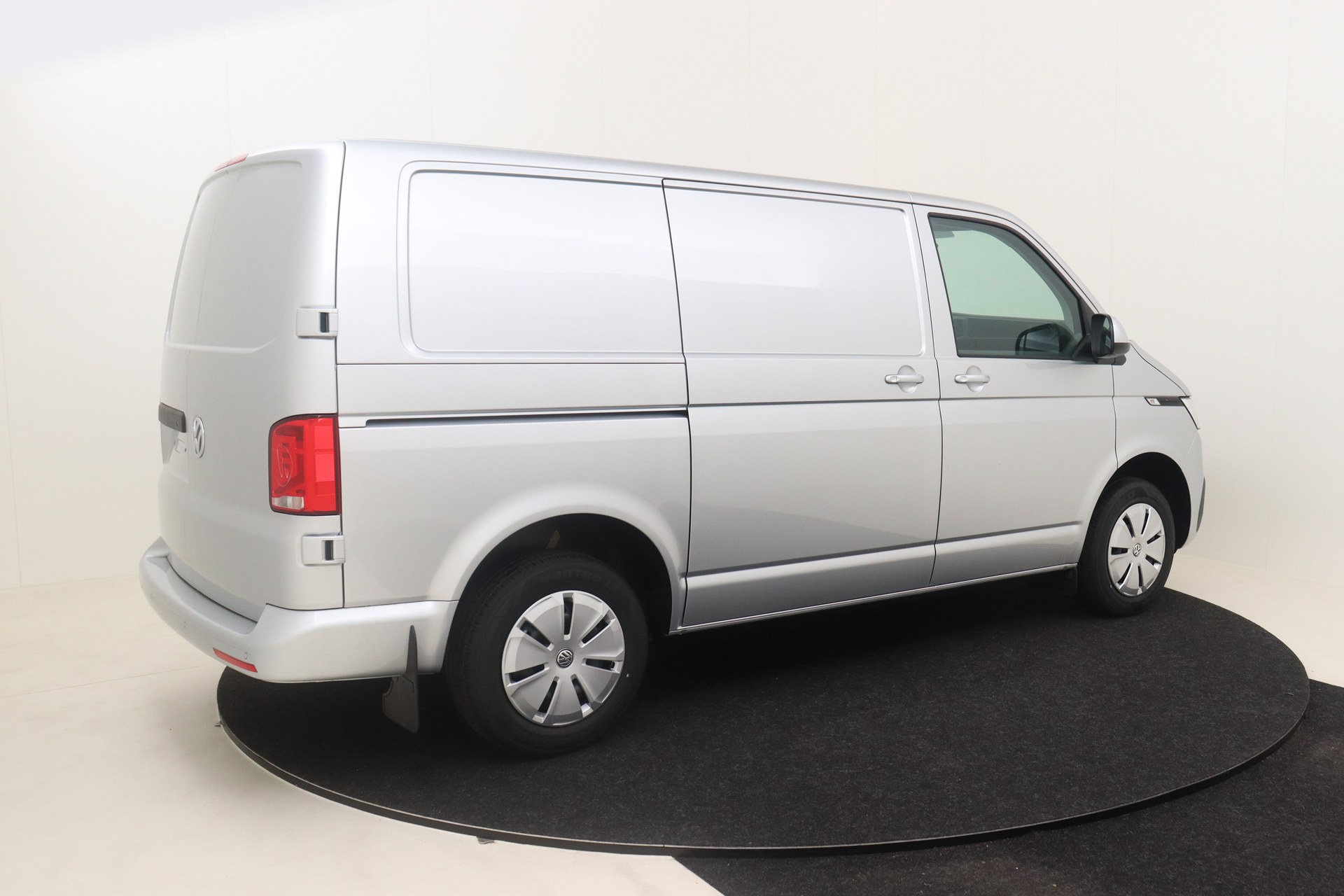 VOLKSWAGEN T6 Transporter   2.0 TDI EU6 150ch 6M Van SWB