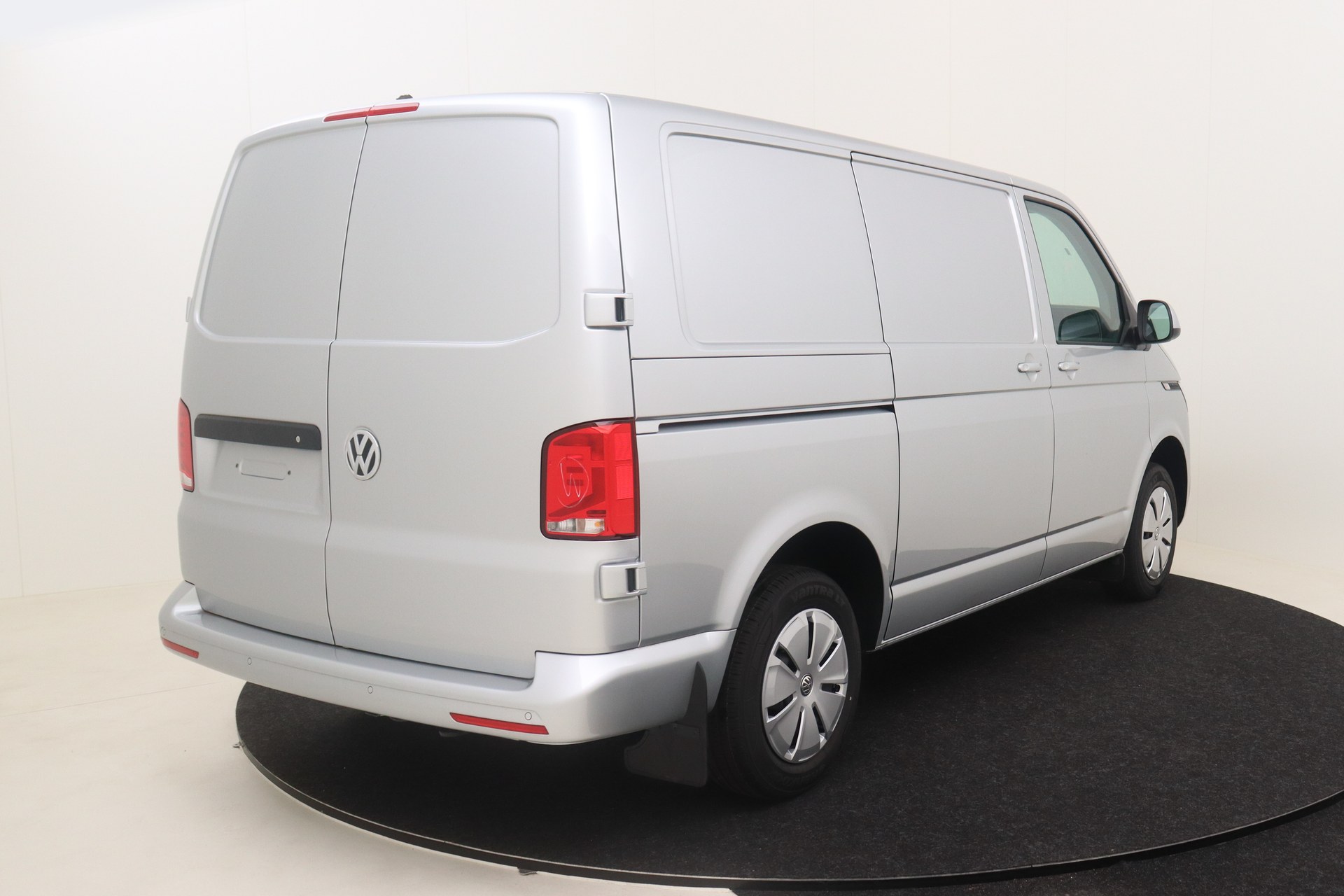 VOLKSWAGEN T6 Transporter   2.0 TDI EU6 150ch 6M Van SWB