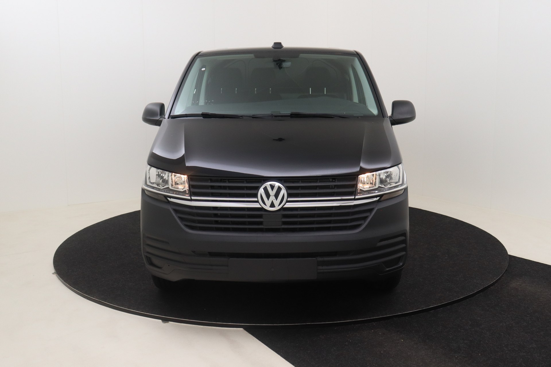 VOLKSWAGEN T6 Transporter   2.0 TDI 110ch 5M Van SWB