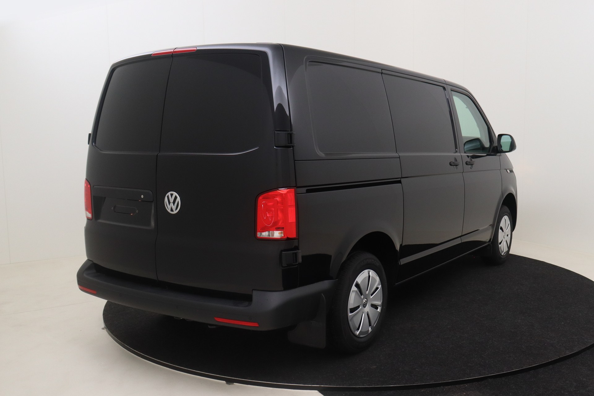 VOLKSWAGEN T6 Transporter   2.0 TDI 110ch 5M Van SWB