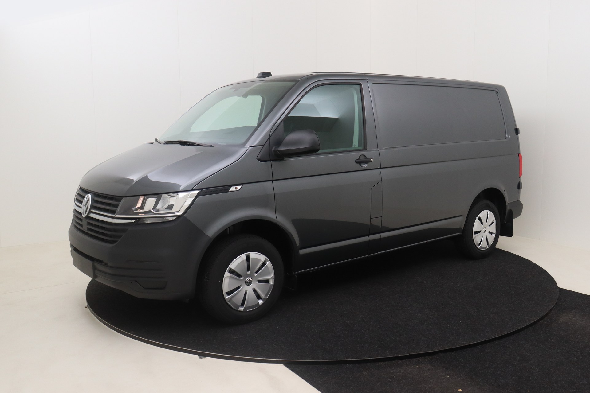 VOLKSWAGEN T6 Transporter   2.0 TDI 110ch 5M Van SWB