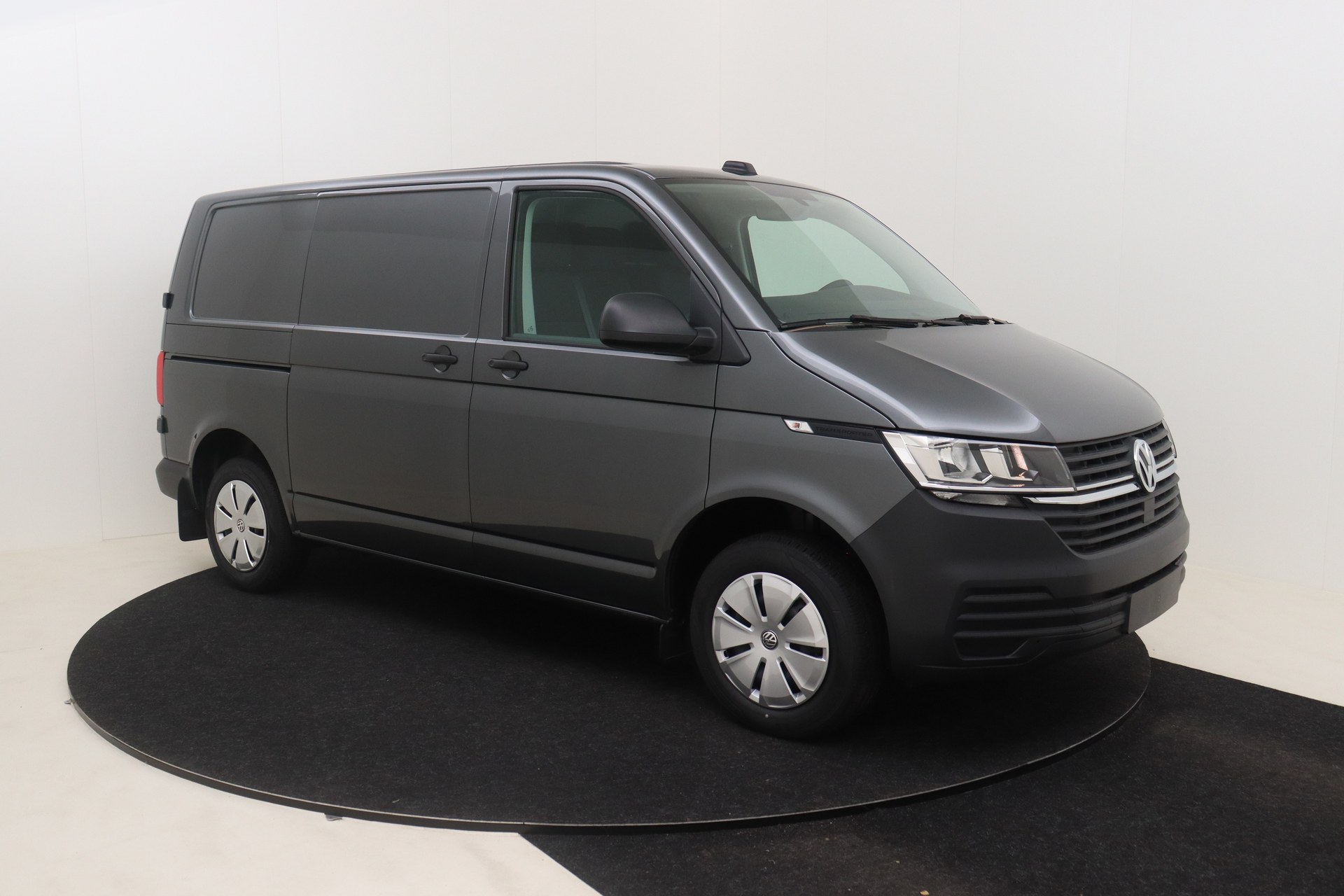 VOLKSWAGEN T6 Transporter   2.0 TDI 110ch 5M Van SWB