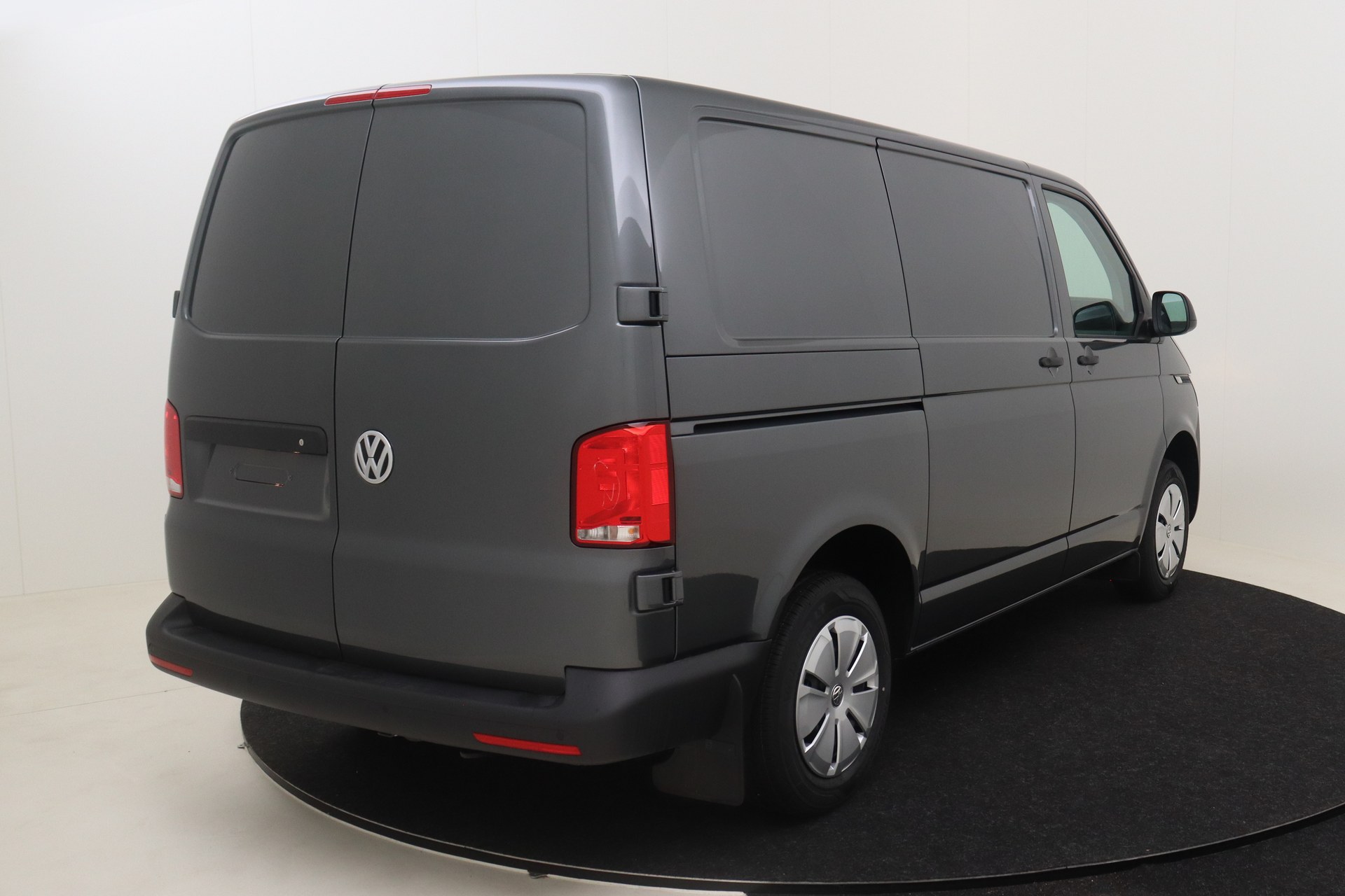 VOLKSWAGEN T6 Transporter   2.0 TDI 110ch 5M Van SWB