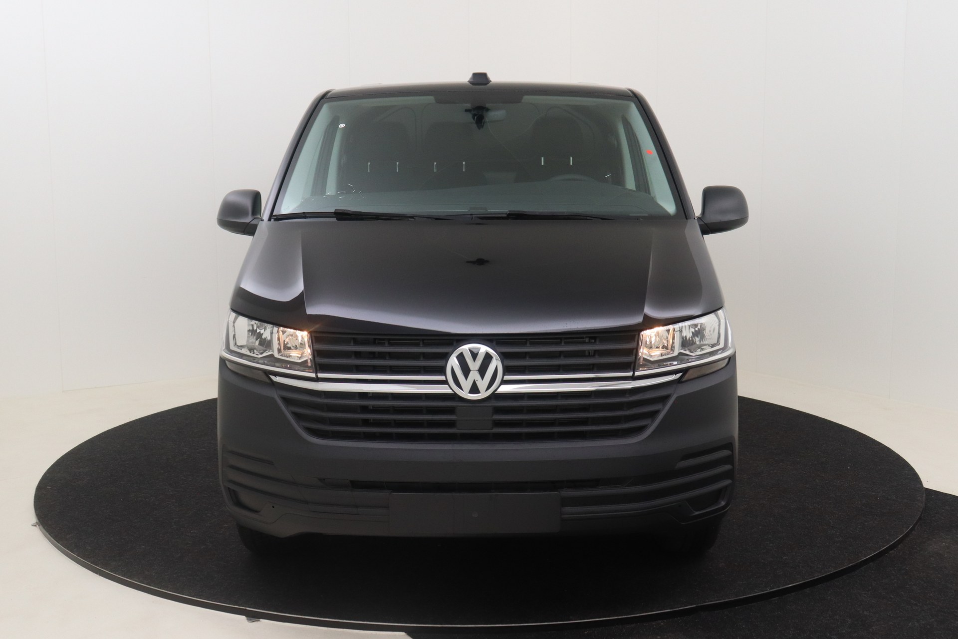 VOLKSWAGEN T6 Transporter   2.0 TDI 110ch 5M Van SWB