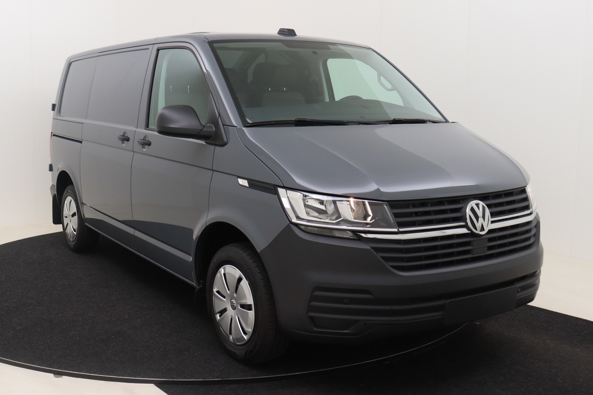 VOLKSWAGEN T6 Transporter   2.0 TDI 110ch 5M Van SWB