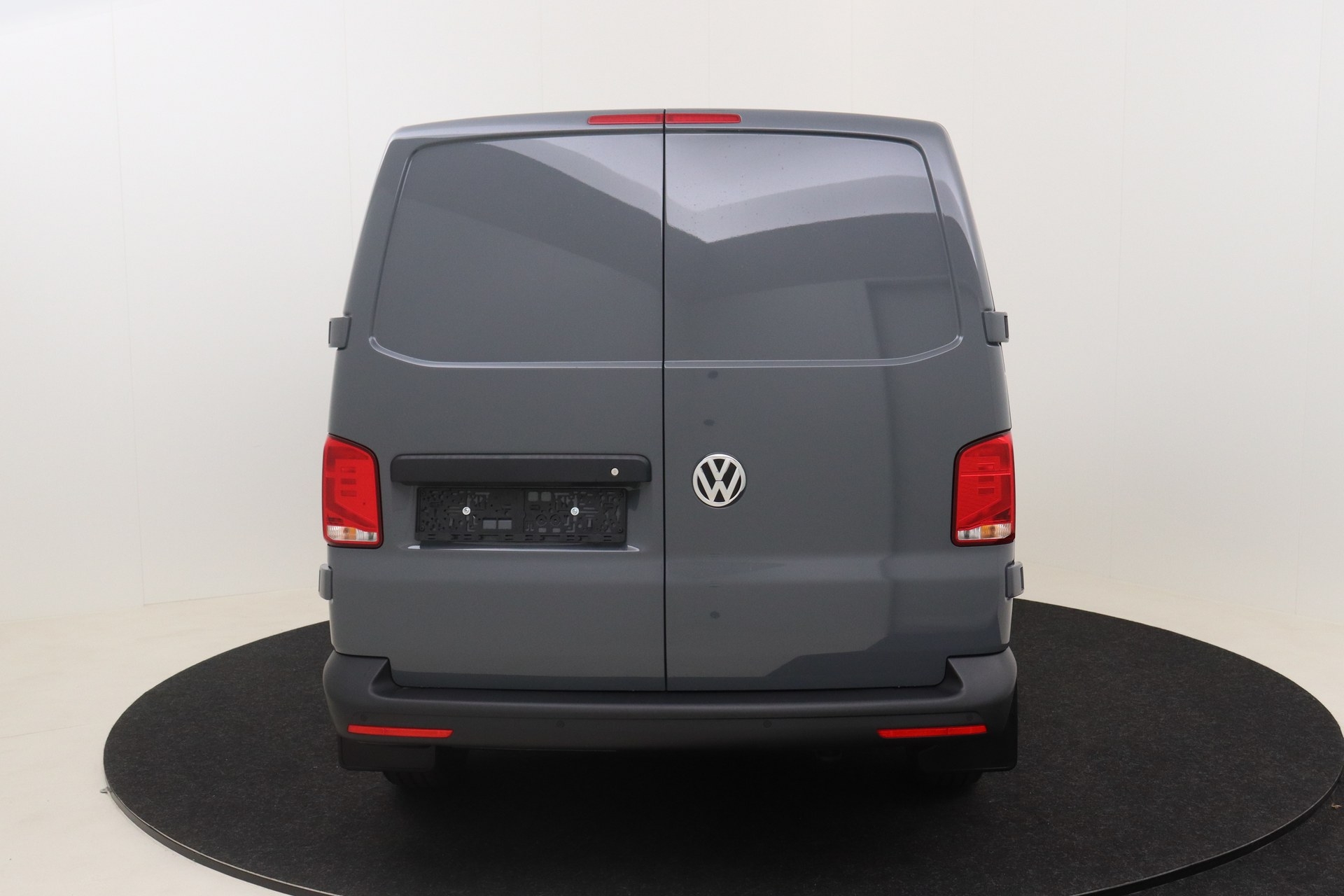 VOLKSWAGEN T6 Transporter   2.0 TDI 110ch 5M Van SWB