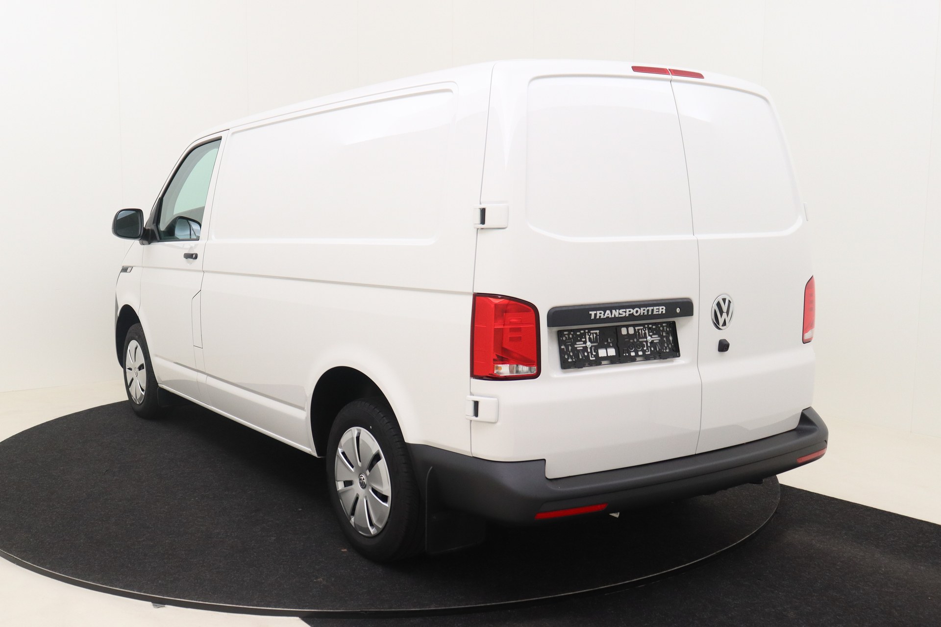 VOLKSWAGEN T6 Transporter   2.0 TDI EU6 150ch 6M Van SWB