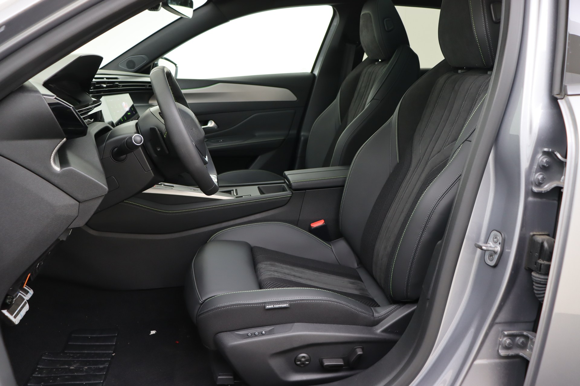 PEUGEOT 308 1.5 BlueHDi 130ch EAT8    GT