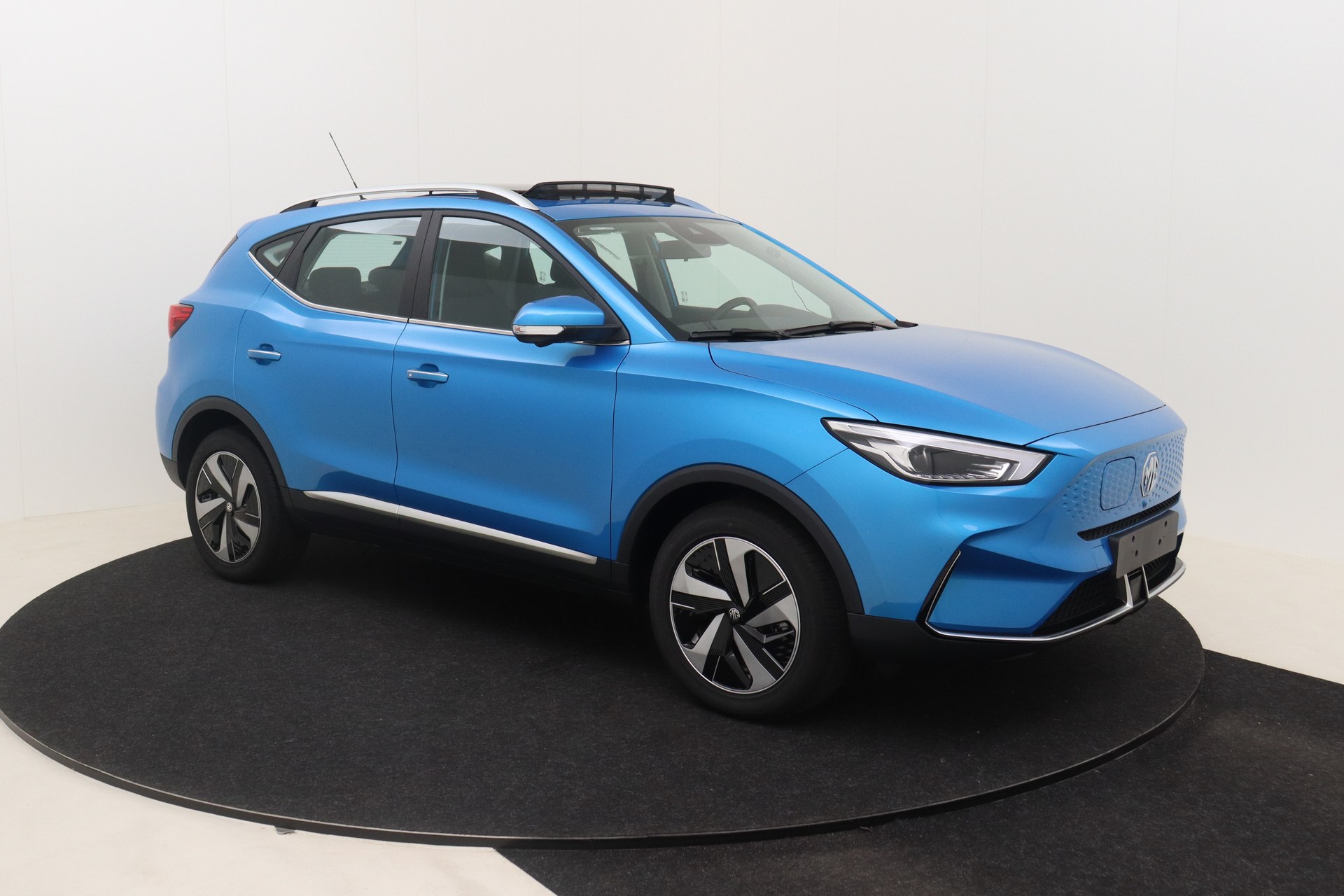 MG ZS EV 72 kWh Luxury I-smart