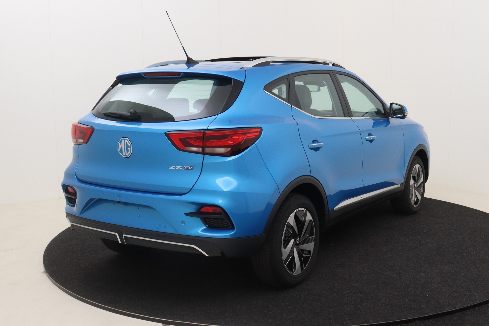 MG ZS EV 72 kWh Luxury I-smart