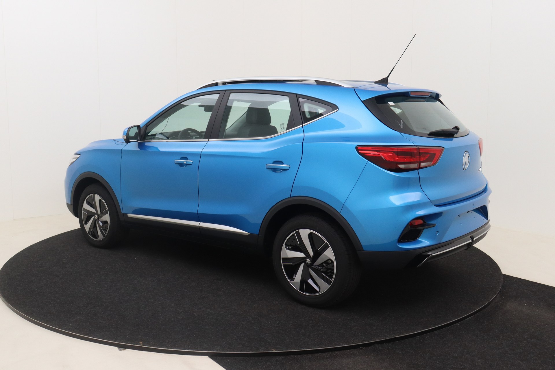 MG ZS EV 72 kWh Luxury I-smart