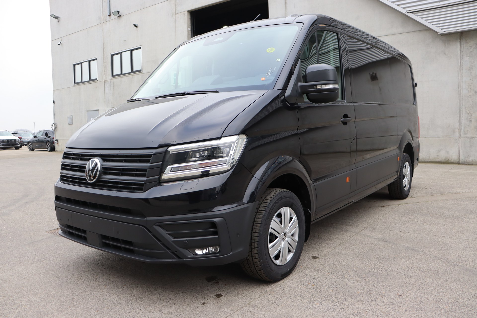 VOLKSWAGEN CRAFTER 2.0 TDI 177ch Aut. 35 Fourgon L3H2 3640mm