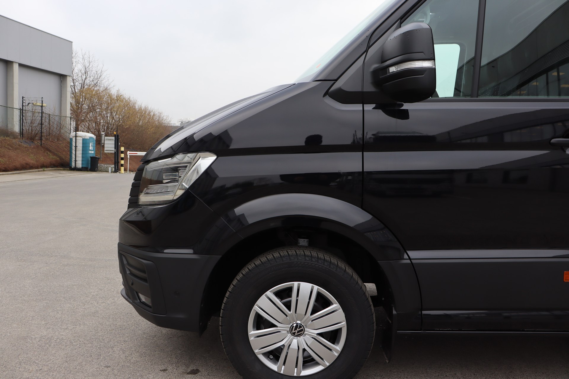 VOLKSWAGEN CRAFTER 2.0 TDI 177ch Aut. 35 Fourgon L3H2 3640mm