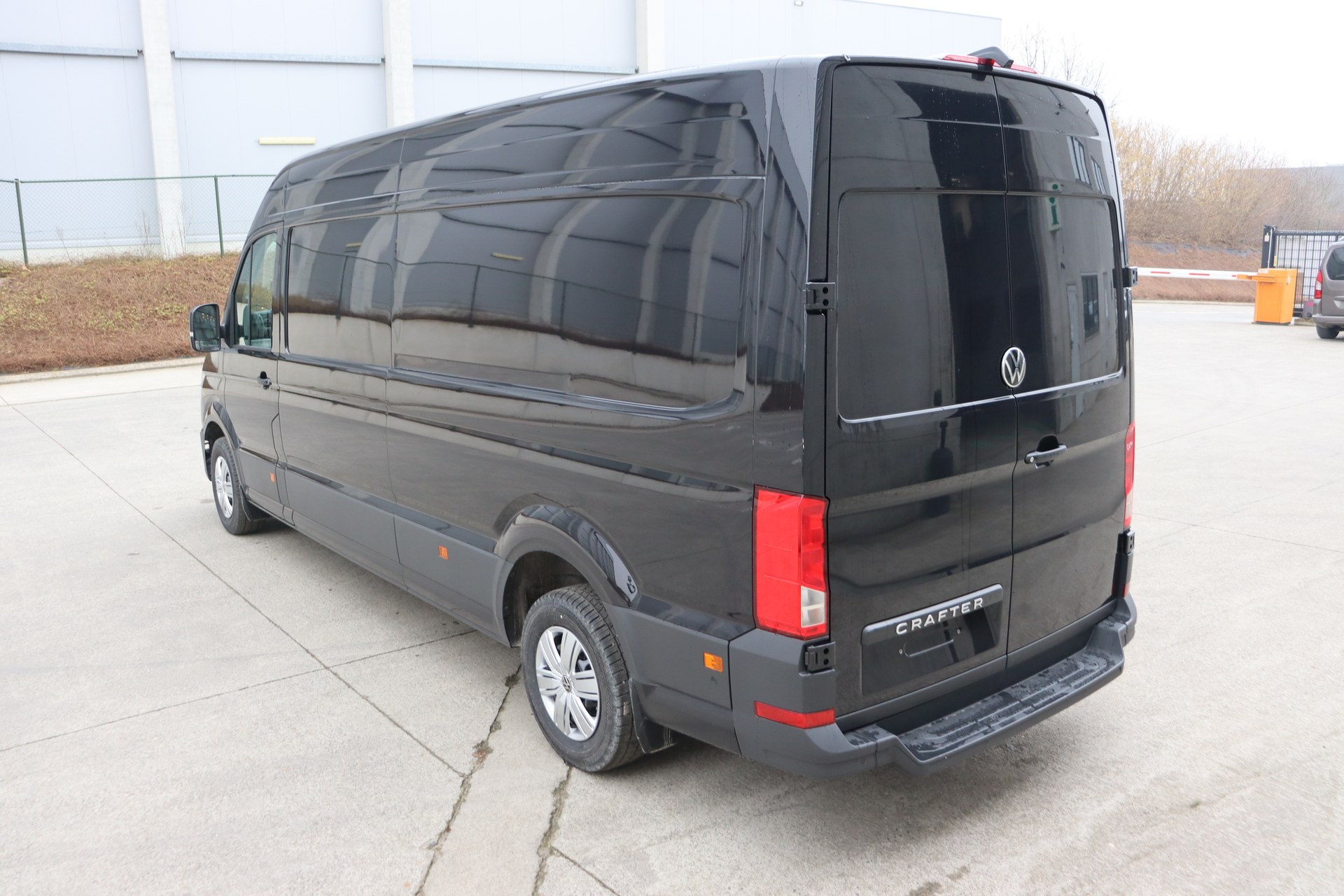 VOLKSWAGEN CRAFTER 2.0 TDI 177ch Aut. 35 Fourgon L4H3 4490 mm