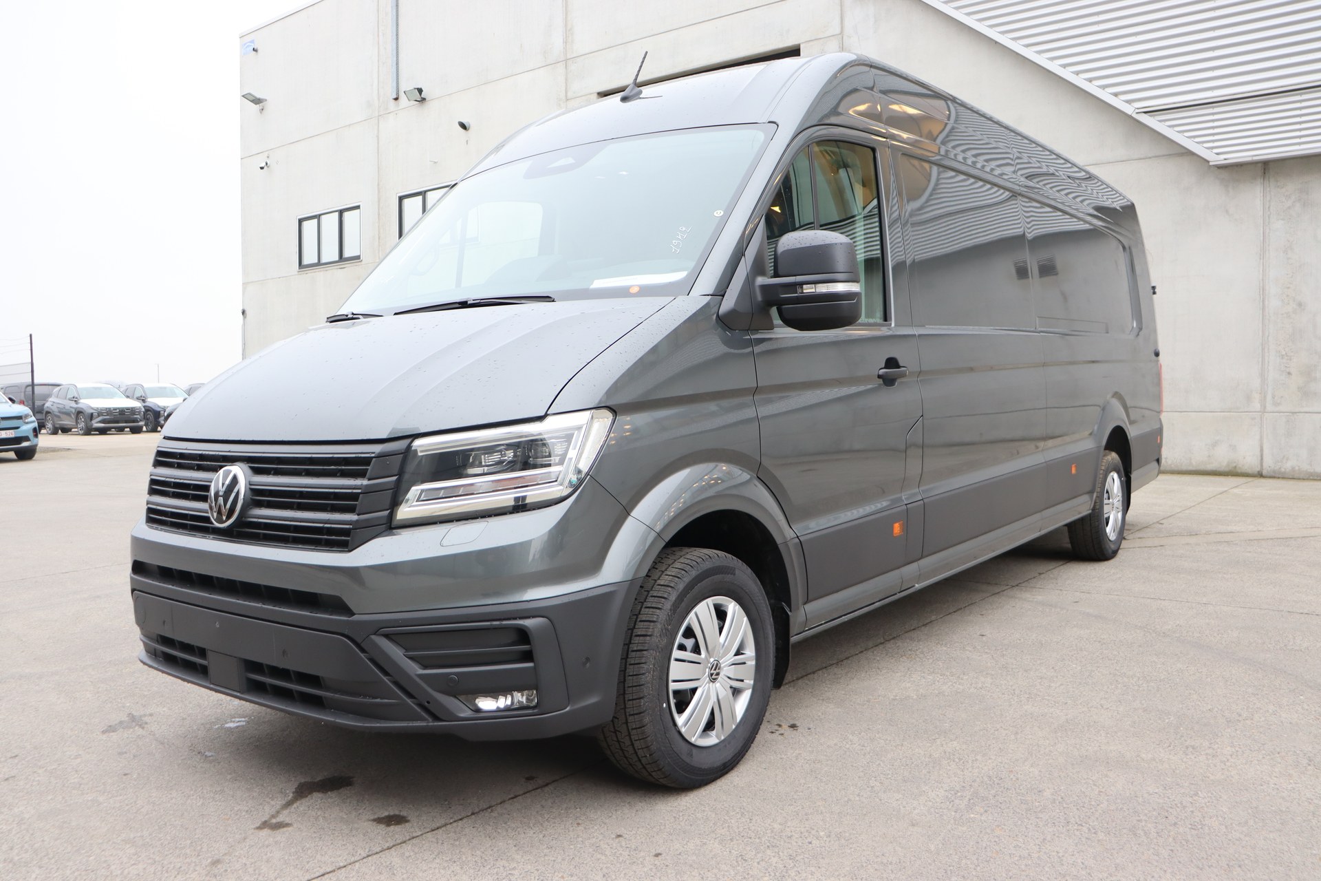 VOLKSWAGEN CRAFTER 2.0 TDI 177ch Aut. 35 Fourgon L5H3 4490 mm