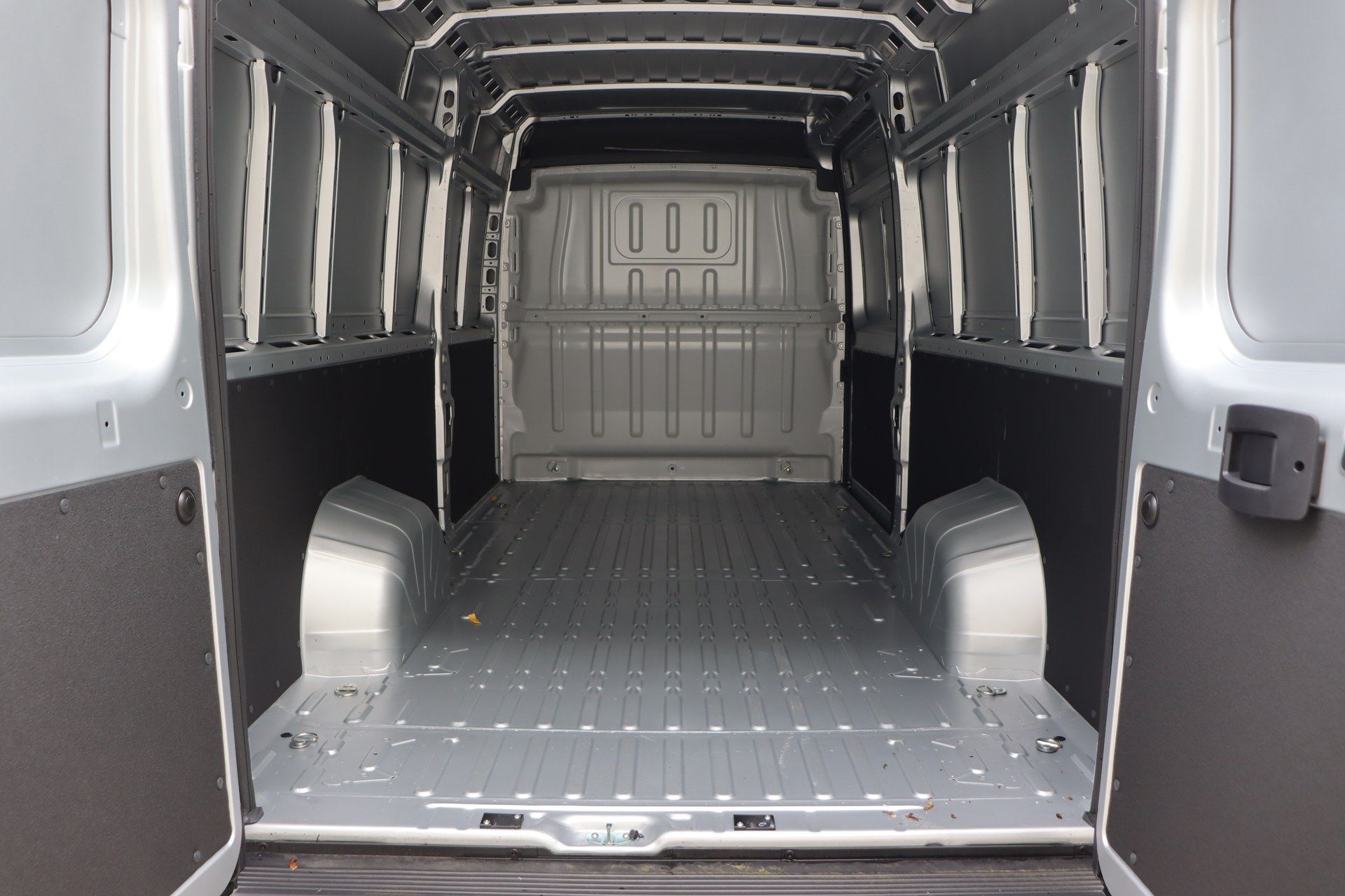 PEUGEOT BOXER 2.2 BlueHDi 165ch S&S Man.6 435 L4H2