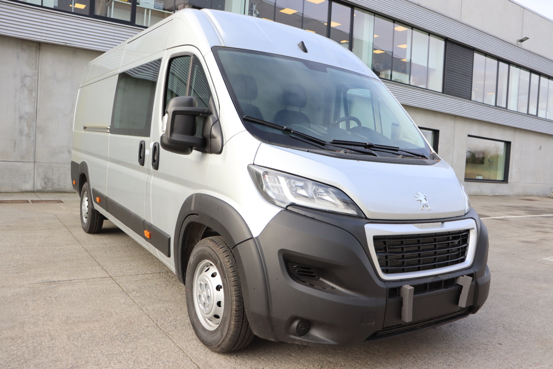 PEUGEOT BOXER 2.2 BlueHDi 165ch S&S Man.6 435 L4H2