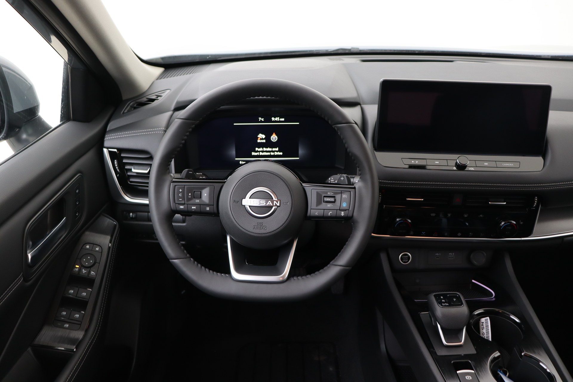 NISSAN X-TRAIL 1.5 VC-T Mild Hybrid 163ch CVT 2WD N-Connecta + PVC leather + Comfort pack 5pl