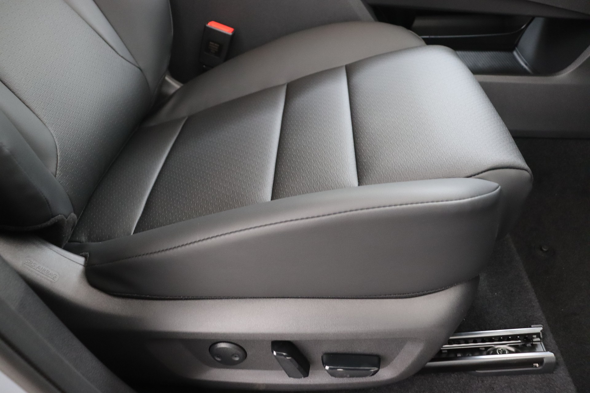 NISSAN X-TRAIL 1.5 VC-T Mild Hybrid 163ch CVT 2WD N-Connecta + PVC leather + Comfort pack 5pl