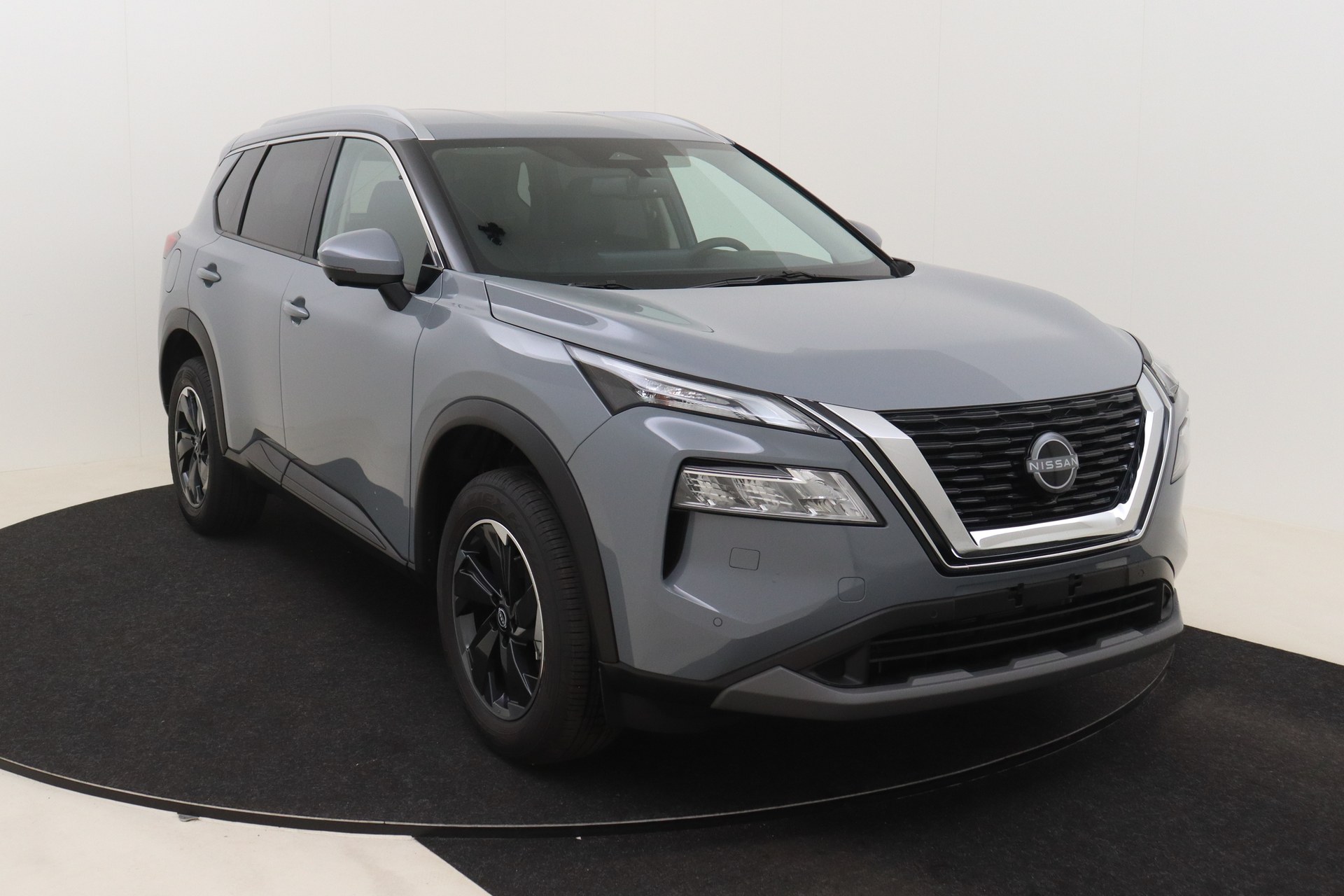 NISSAN X-TRAIL 1.5 VC-T Mild Hybrid 163ch CVT 2WD N-Connecta + PVC leather + Comfort pack 5pl