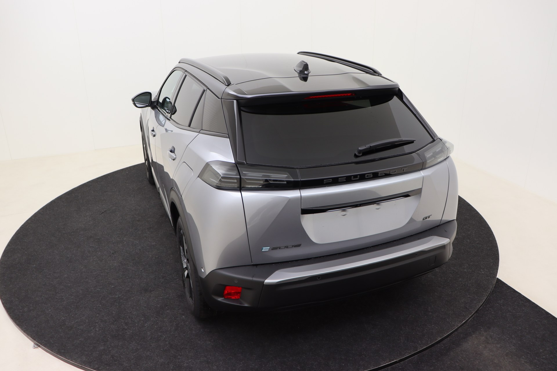 PEUGEOT E-2008 Electric 136ch Aut. GT