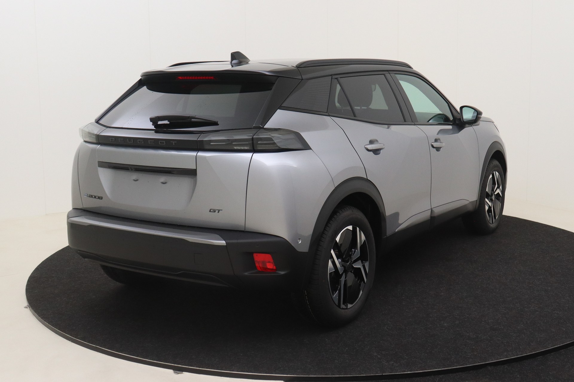 PEUGEOT E-2008 Electric 136ch Aut. GT