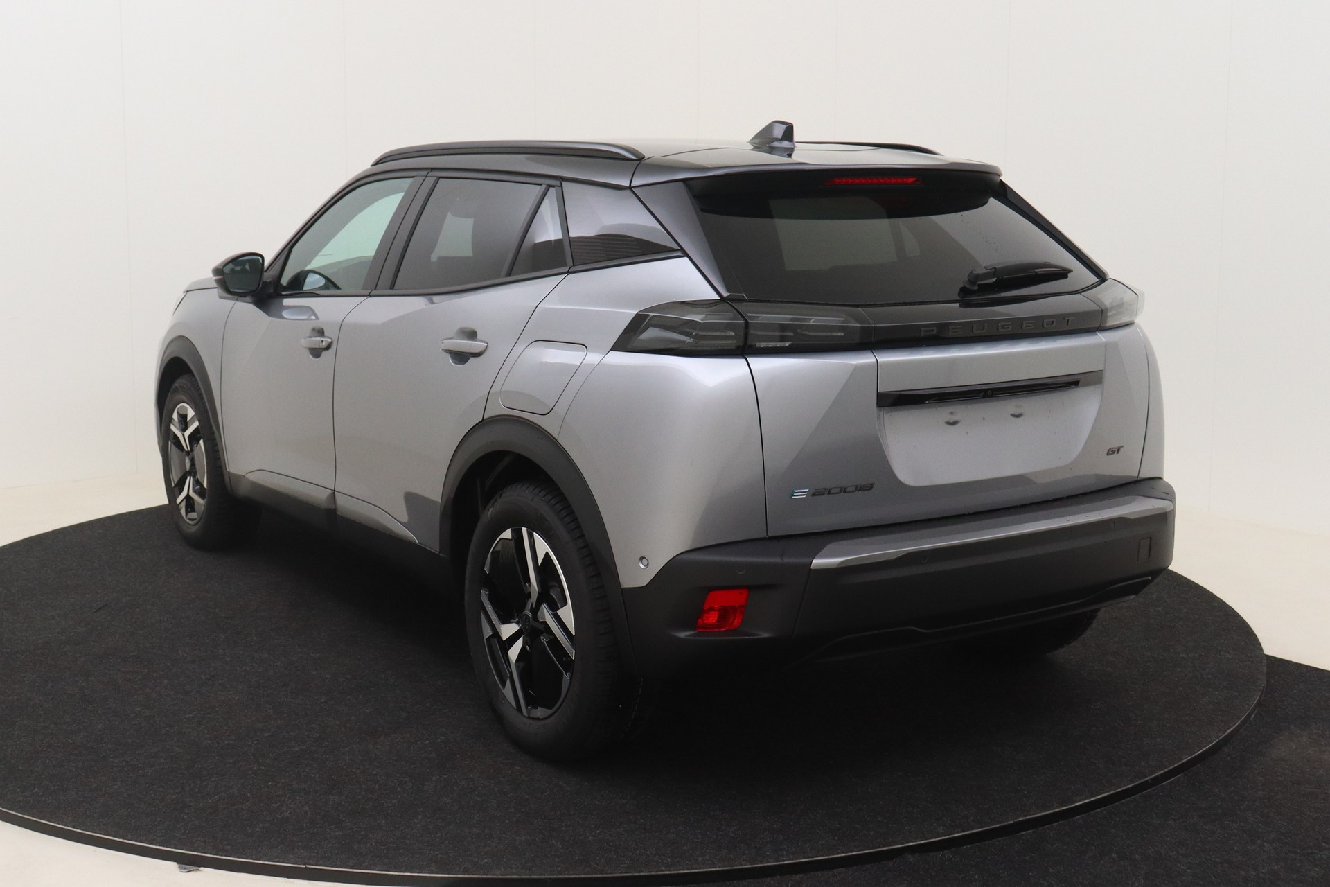 PEUGEOT E-2008 Electric 136ch Aut. GT
