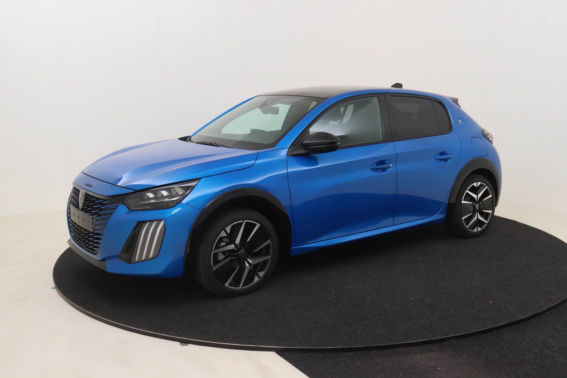 PEUGEOT E-208 Electric 156ch Aut. GT