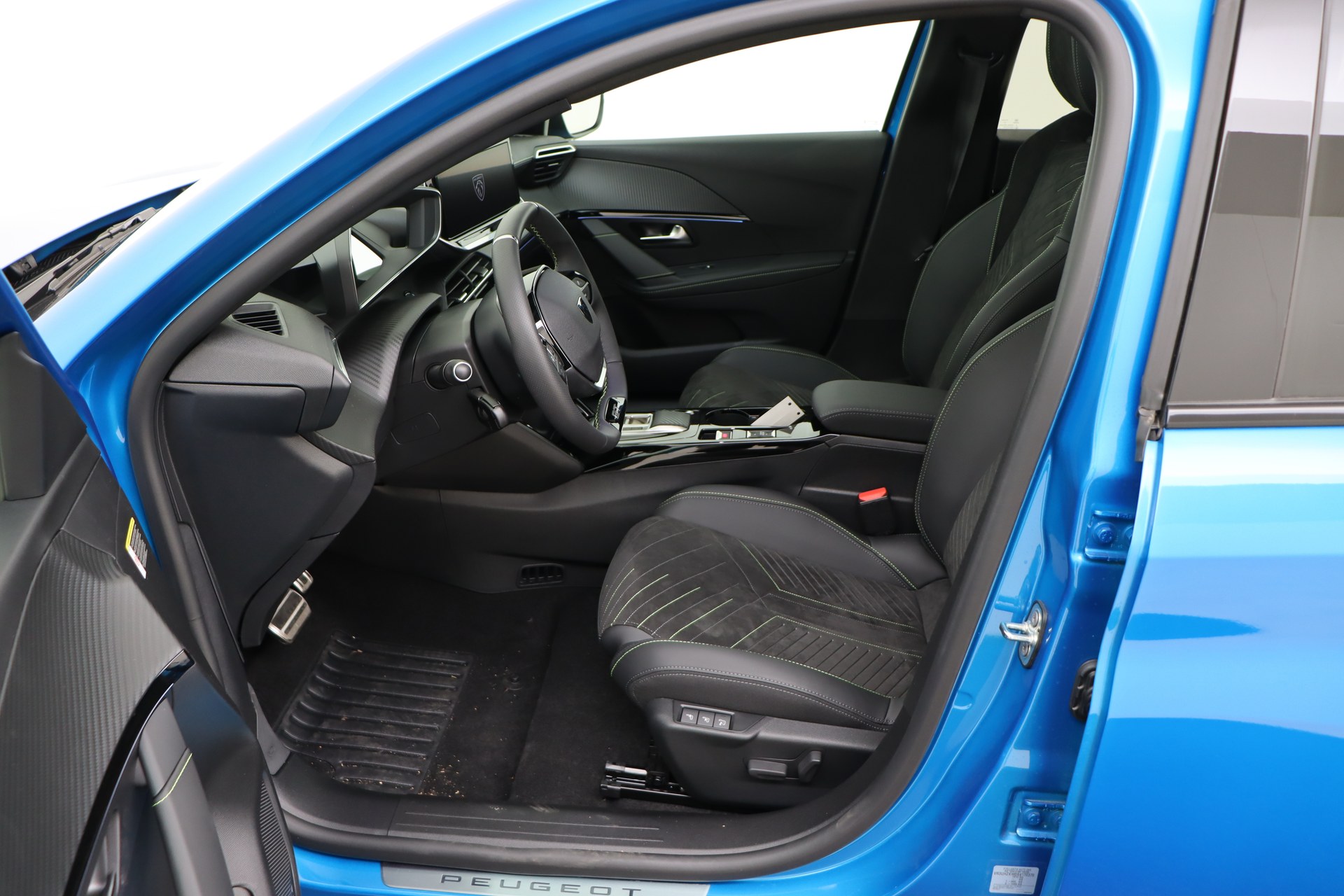 PEUGEOT E-208 Electric 156ch Aut. GT