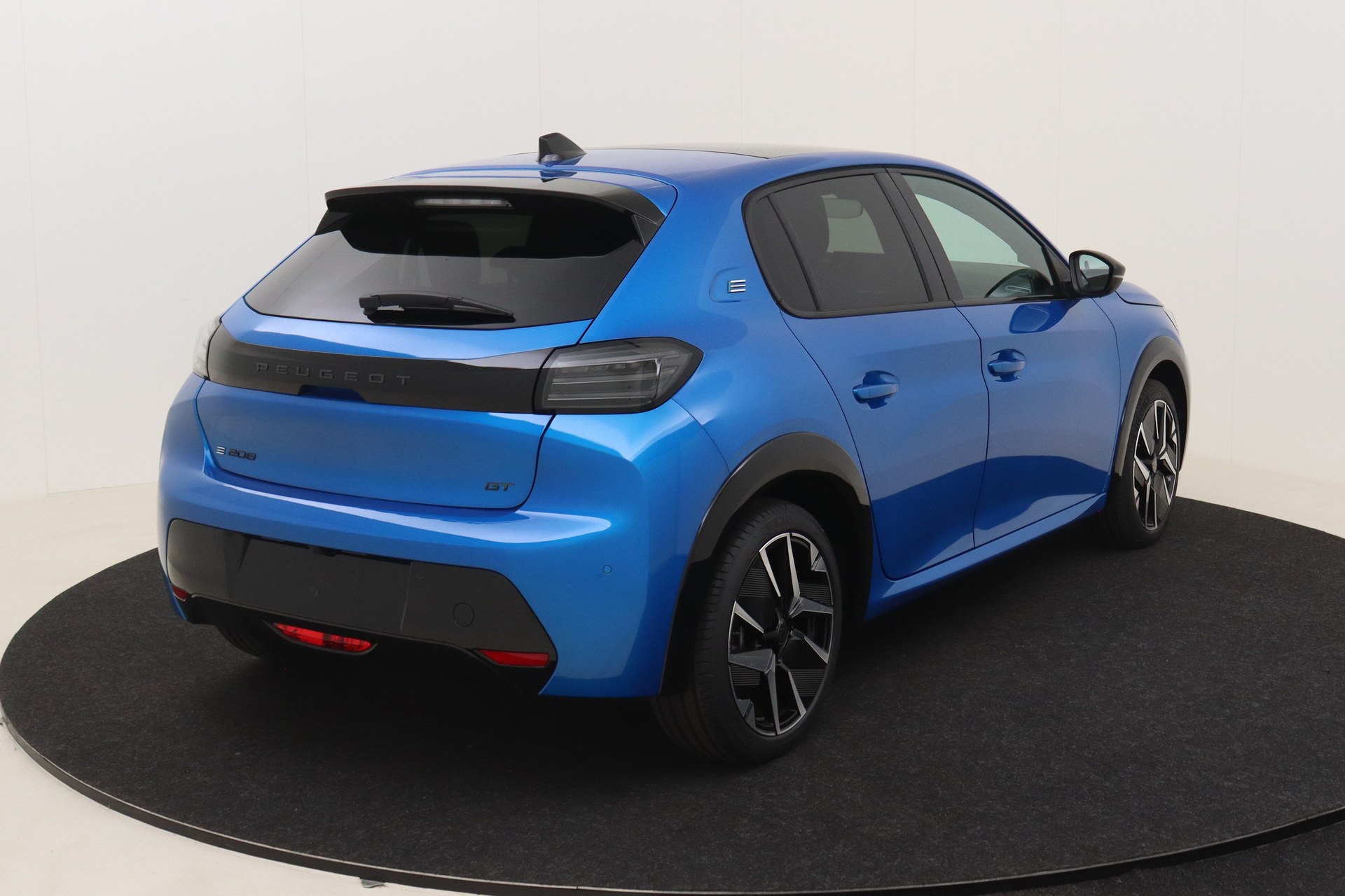 PEUGEOT E-208 Electric 156ch Aut. GT
