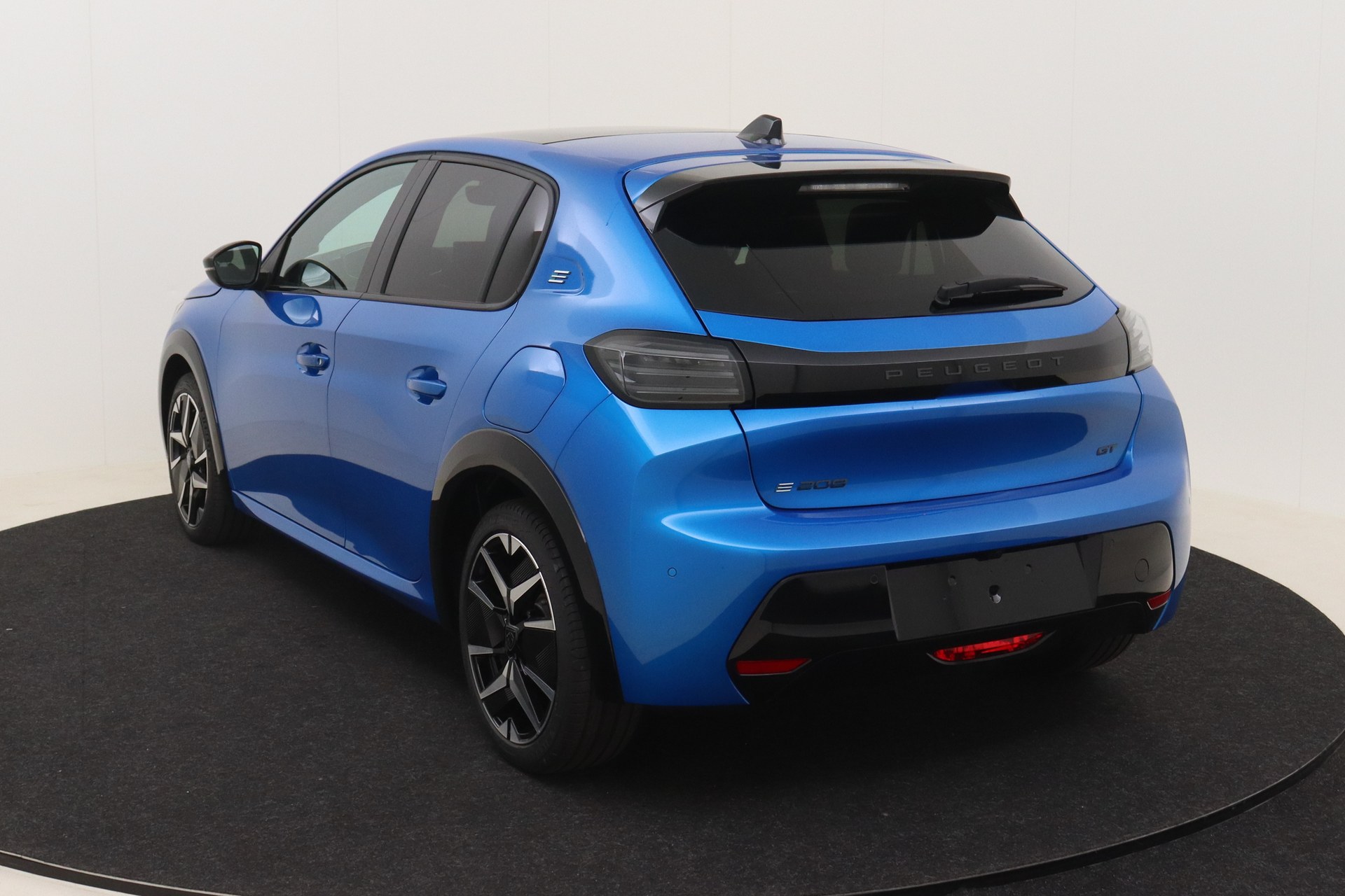 PEUGEOT E-208 Electric 156ch Aut. GT