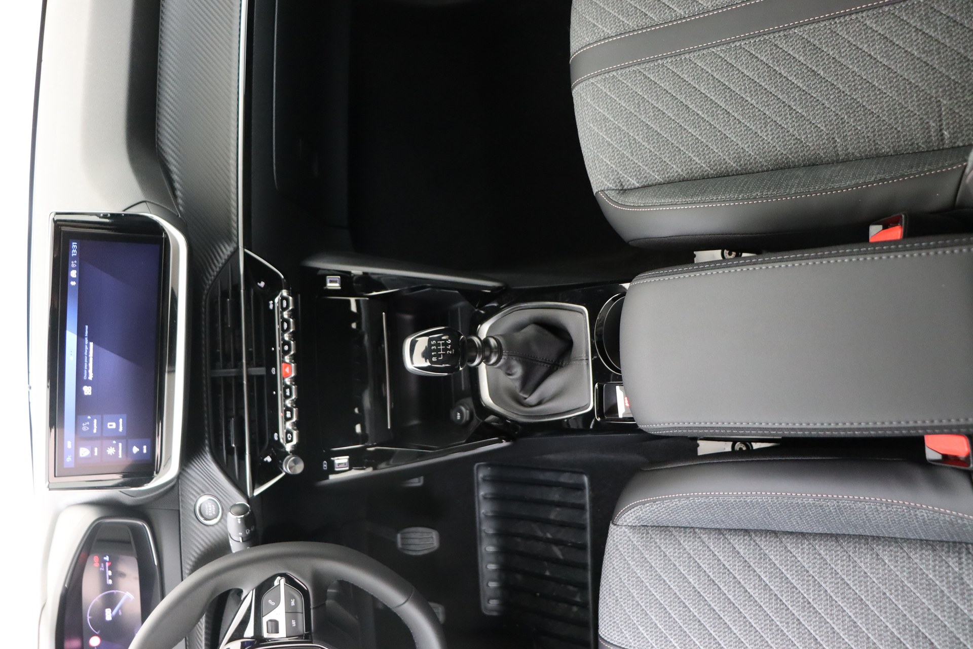 PEUGEOT 208 1,2 Turbo 100ch Man.6 Allure