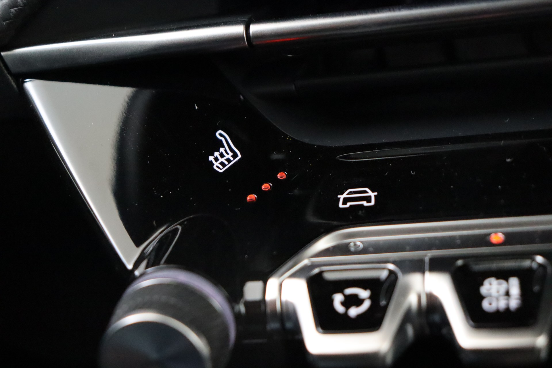 PEUGEOT 208 1,2 Turbo 100ch Man.6 Allure
