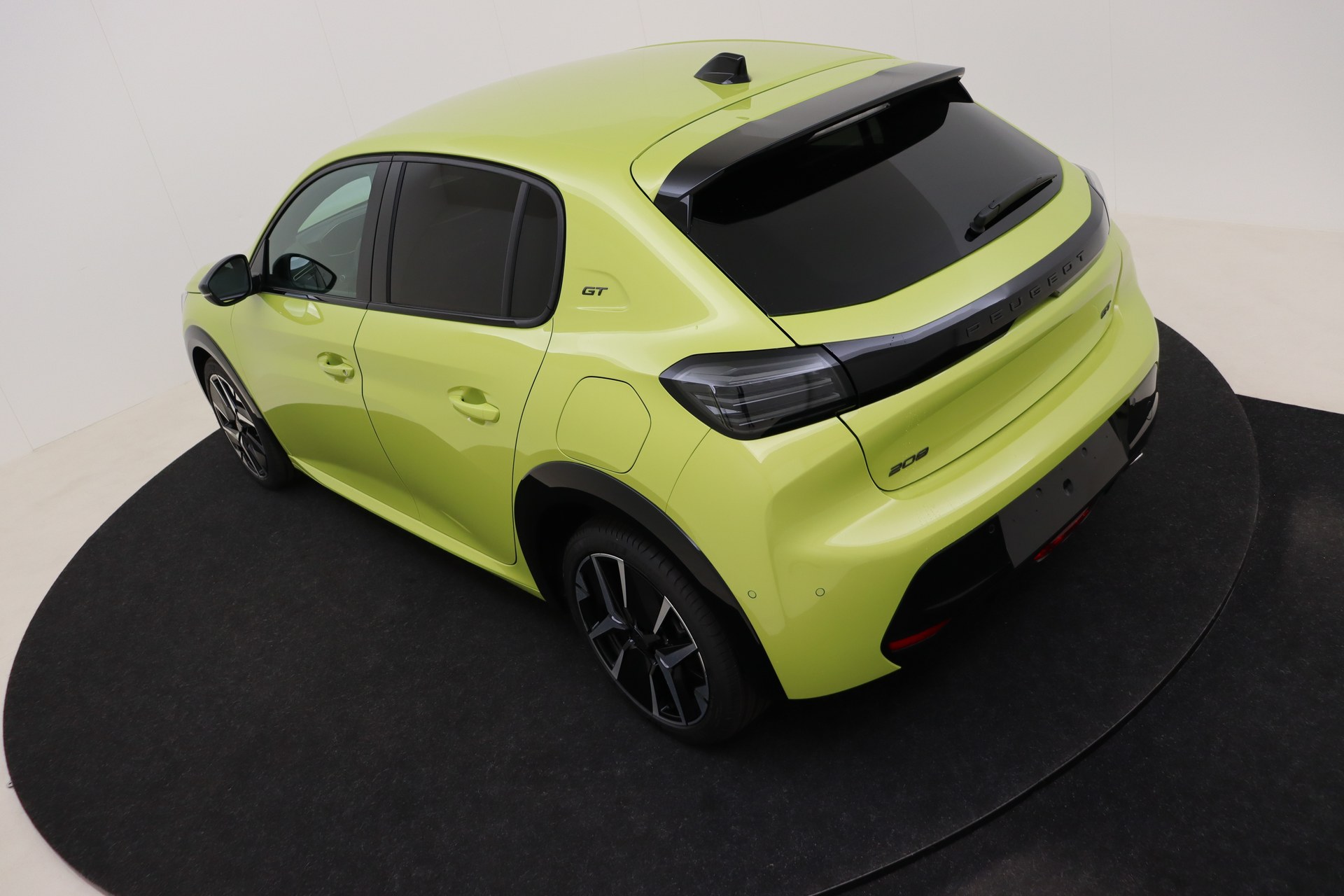 PEUGEOT 208 1.2 Turbo 100ch Man.6    GT