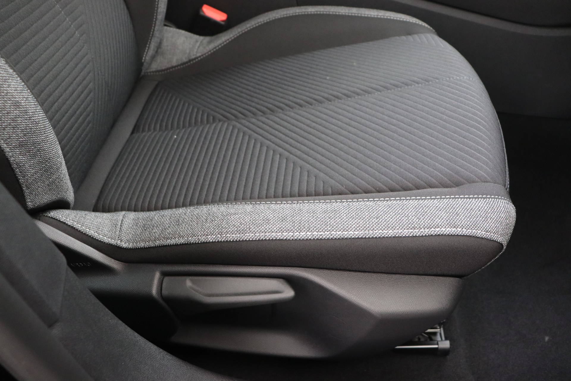 PEUGEOT 308 Hybrid 136ch e-DCS6    Active Pack