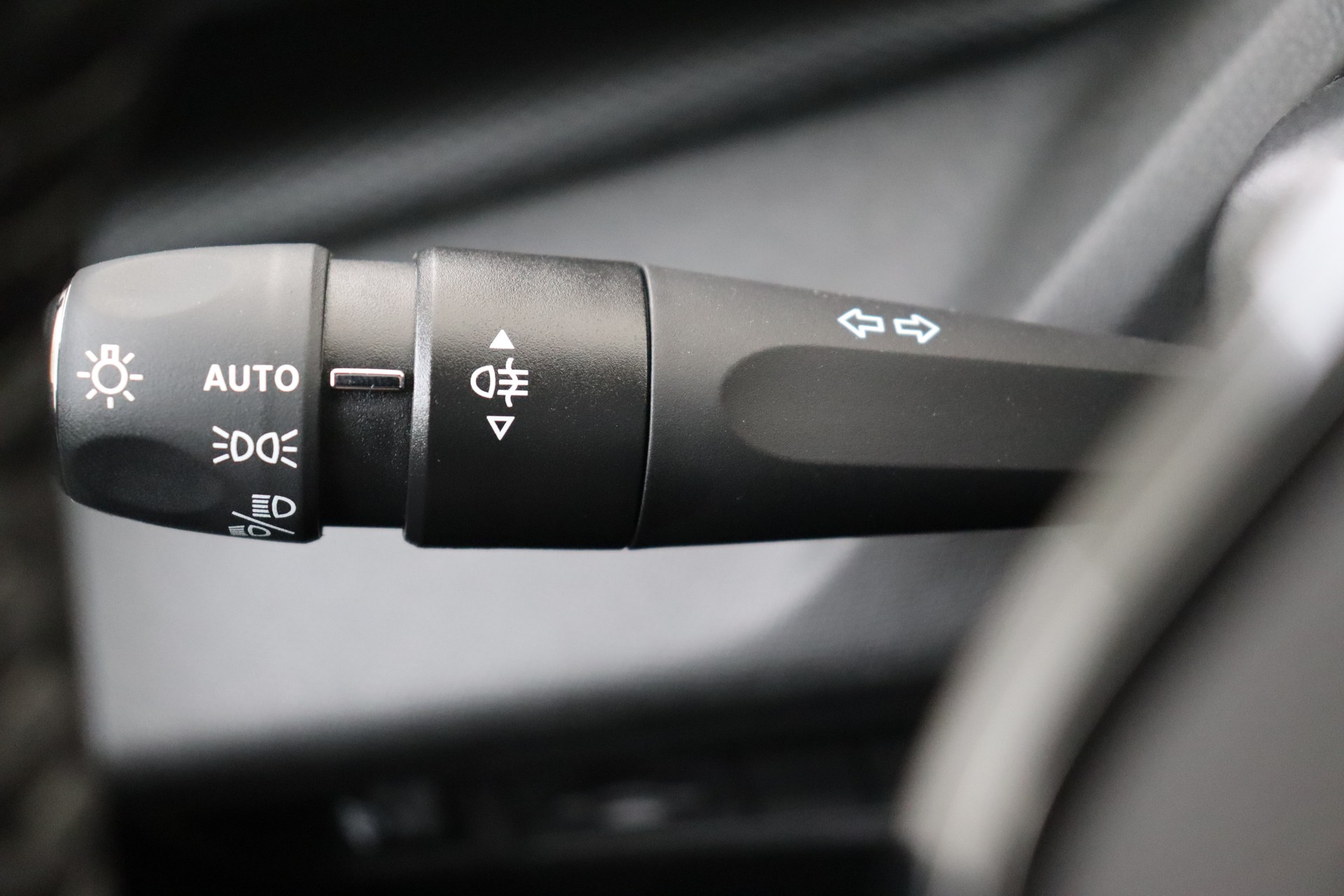 PEUGEOT 308 Hybrid 136ch e-DCS6    Active Pack