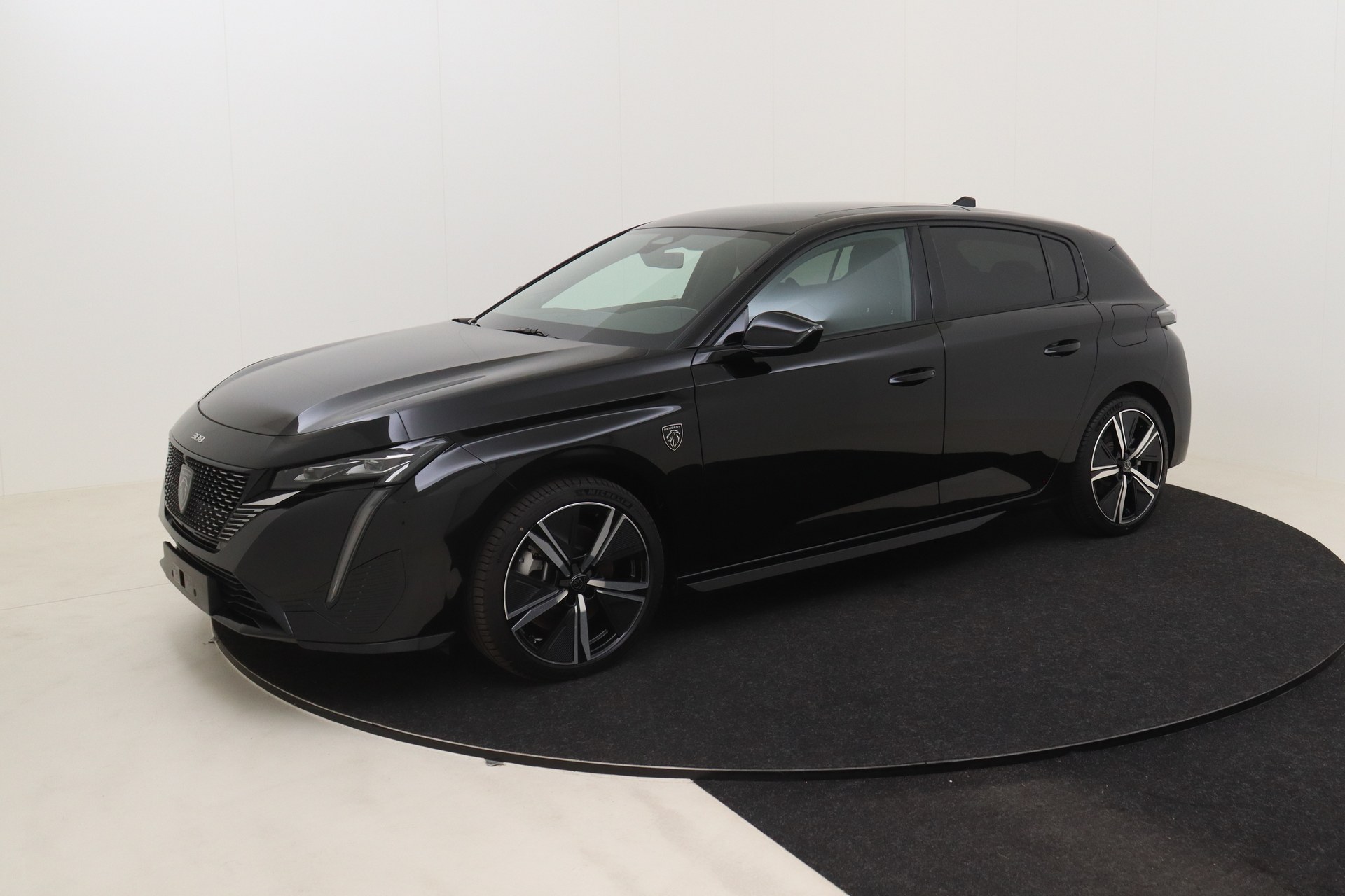 PEUGEOT 308 1.6 Plug-in Hybrid 225ch e-EAT8    GT