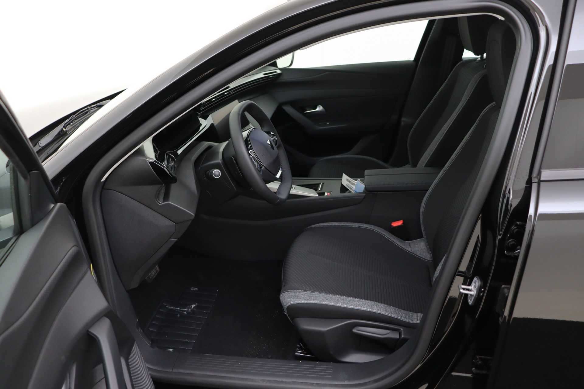 PEUGEOT 308 SW 1.5 BlueHDi 130ch EAT8    Active Pack
